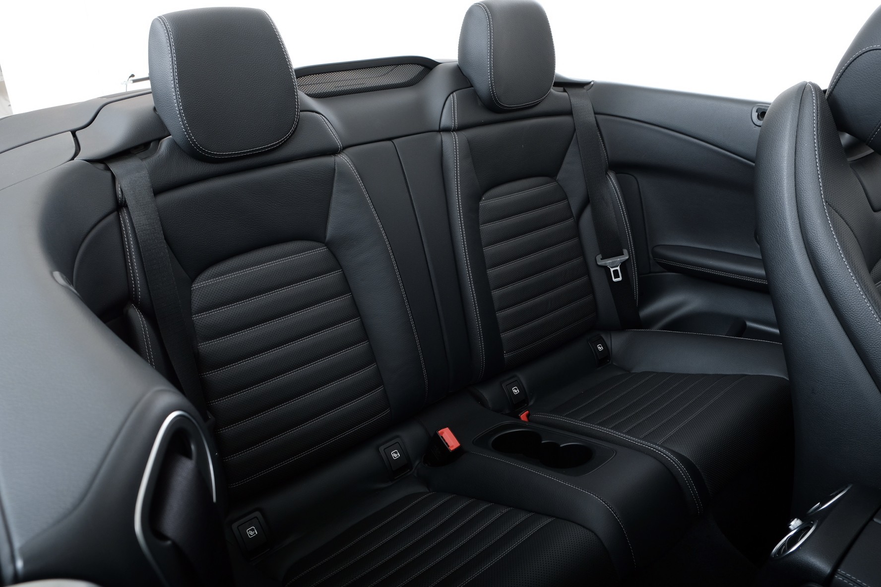 MERCEDES-BENZ C 200 AMG Line Cabriolet 4Matic 9G-Tronic - 11