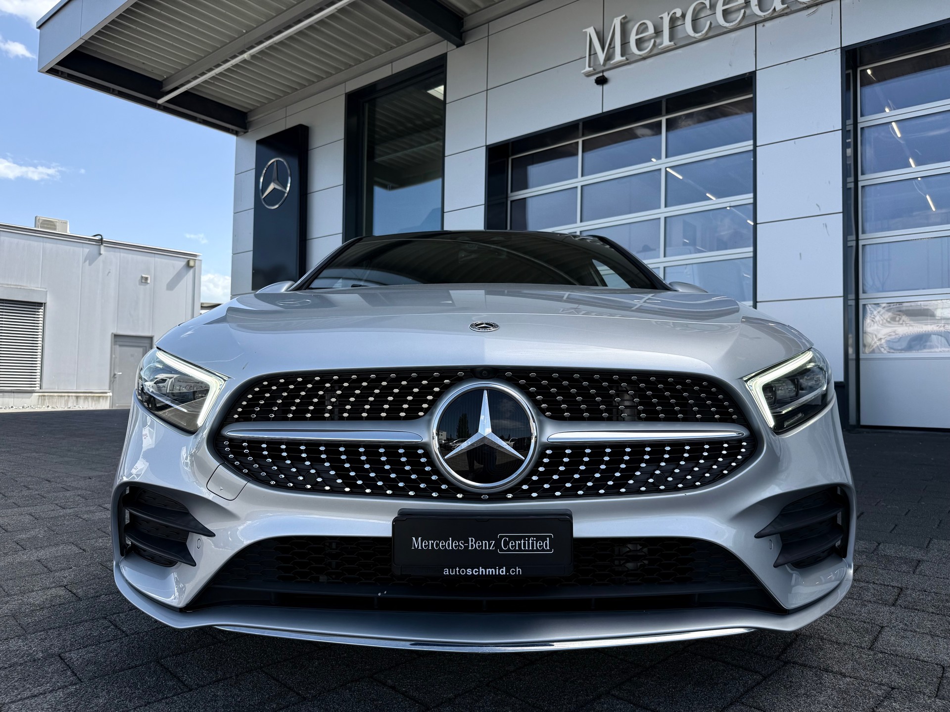 MERCEDES-BENZ A 250 AMG Line 4Matic 7G-DCT - 3