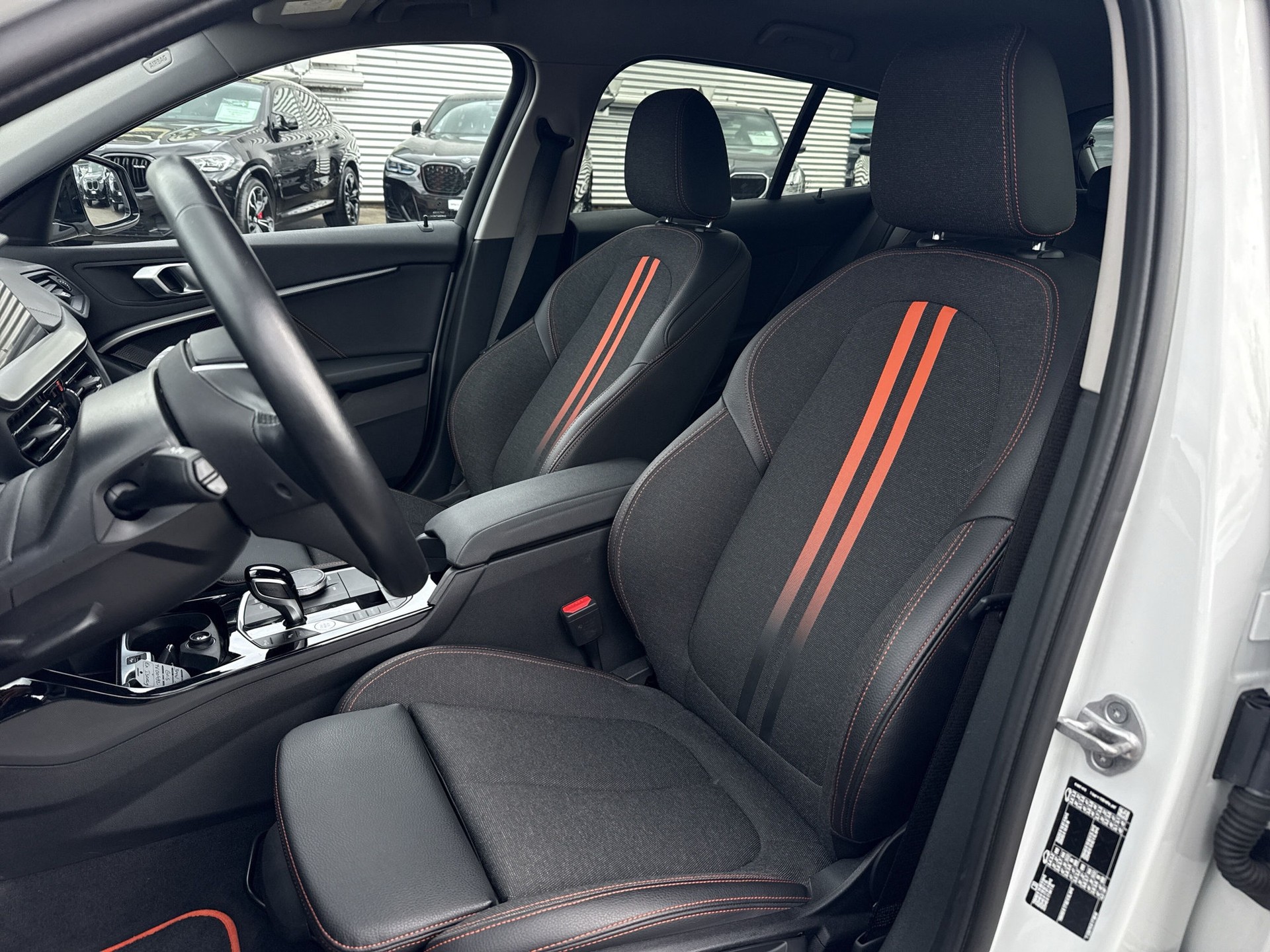 BMW 118i Sport Line Steptronic - 10