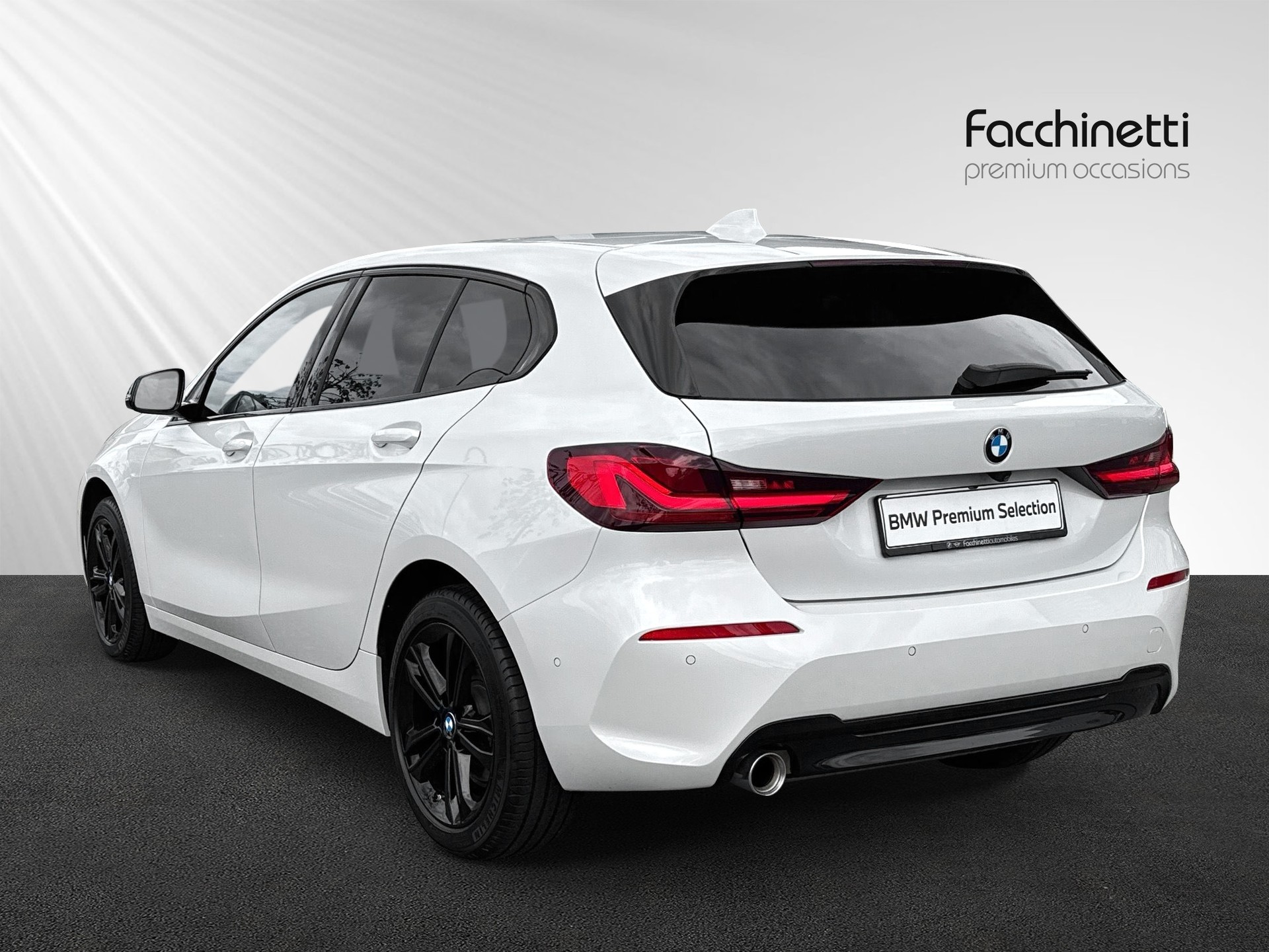 BMW 118i Sport Line Steptronic - 3