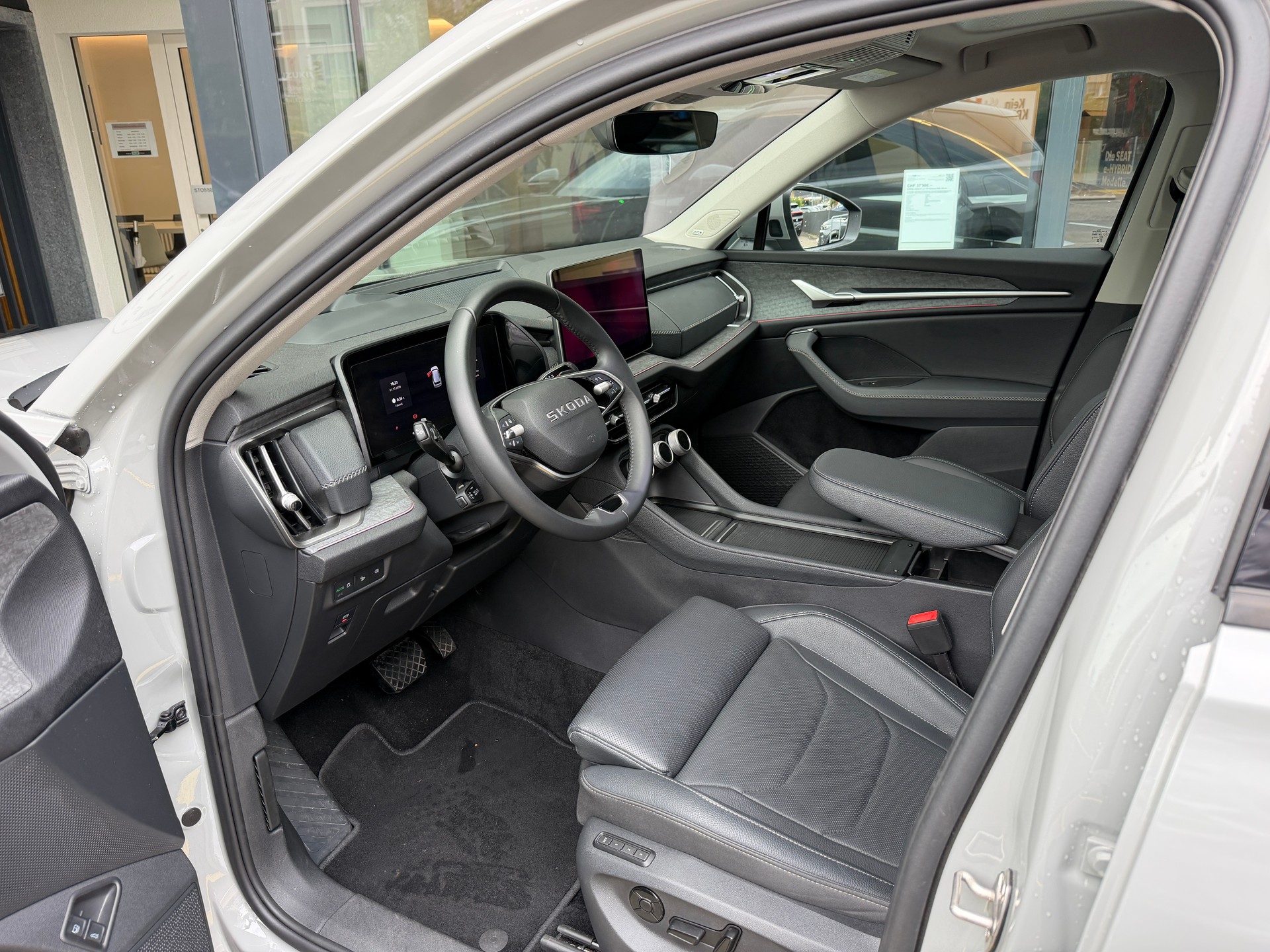 SKODA Kodiaq 1.5 TSI PHEV Dynamic - 12