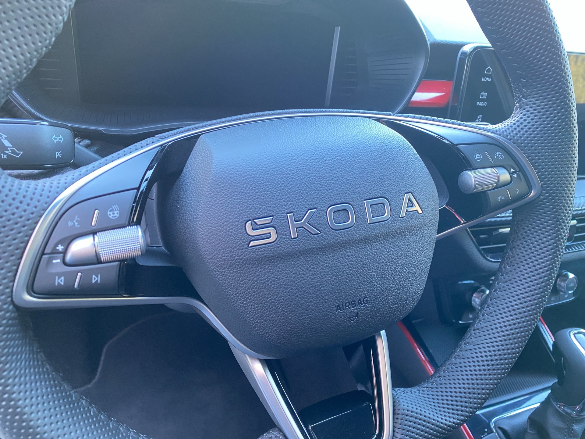 SKODA Fabia 1.0 TSI Monte Carlo DSG - 13