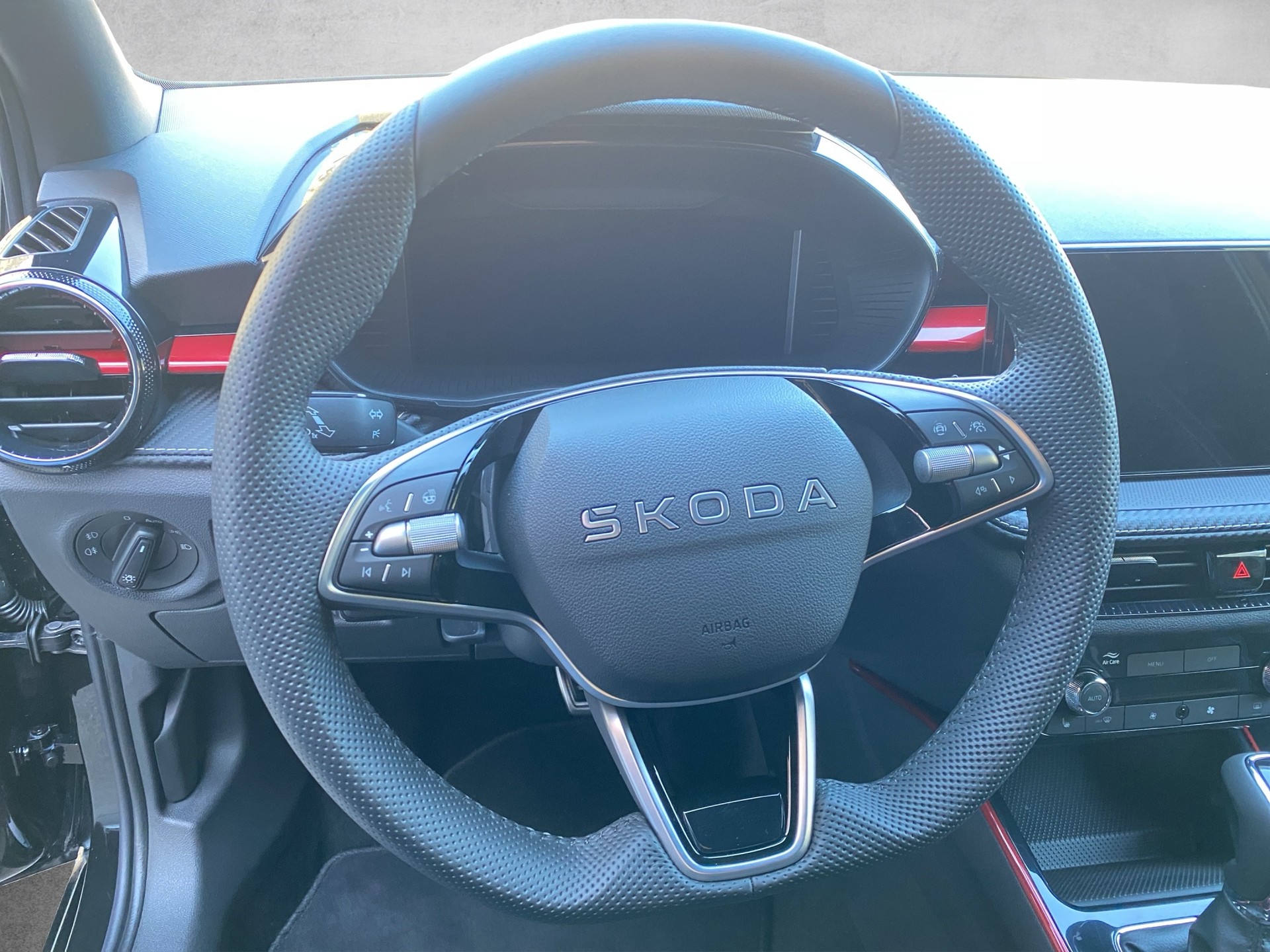 SKODA Fabia 1.0 TSI Monte Carlo DSG - 12