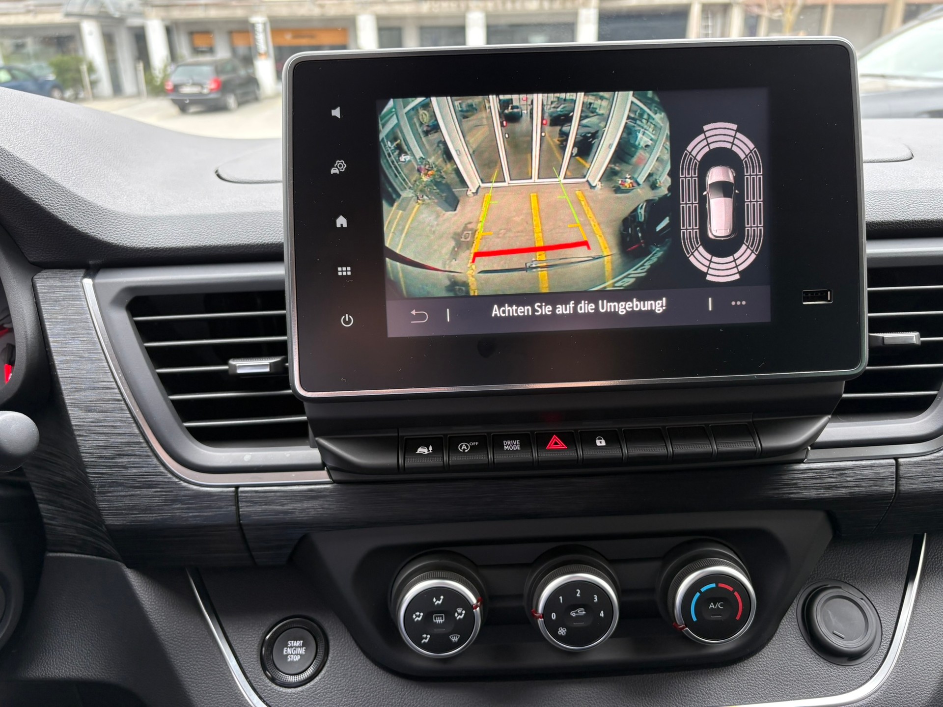 RENAULT Trafic 170 Passanger Techno EDC - 10