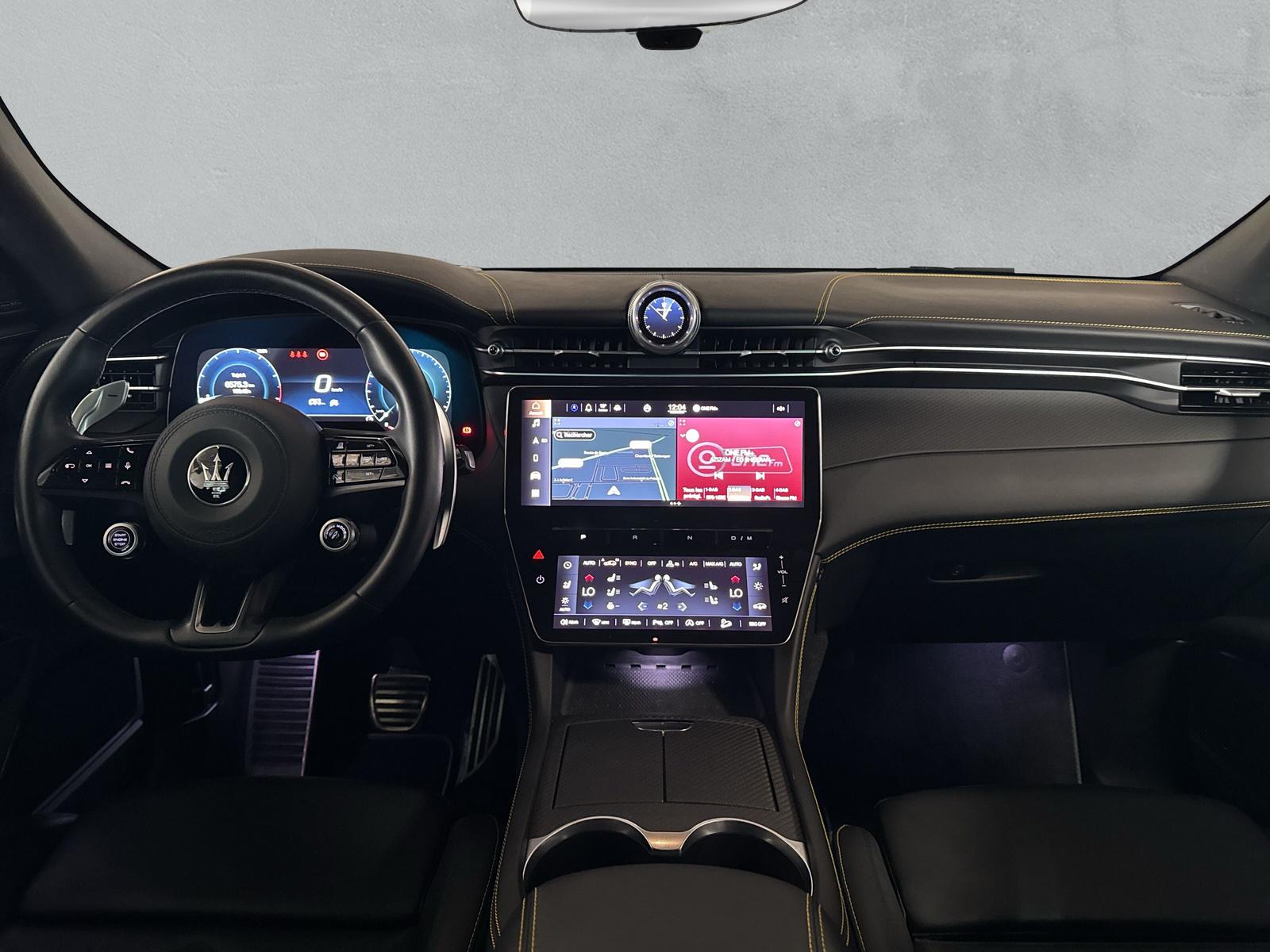 MASERATI Grecale 3.0 V6 Trofeo (CH) - 13