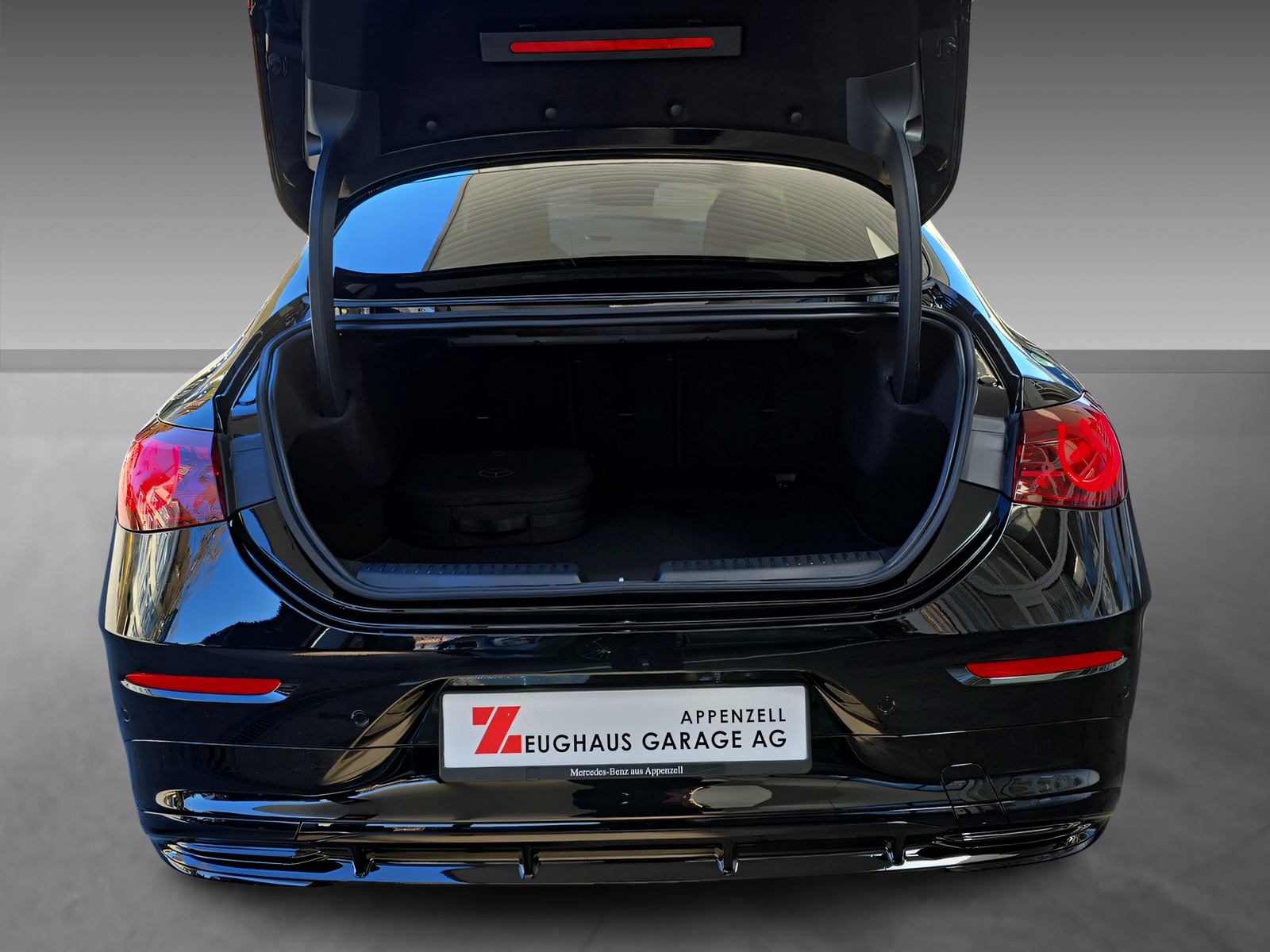 MERCEDES-BENZ CLA 350 4Matic with EQ Technologie - 6