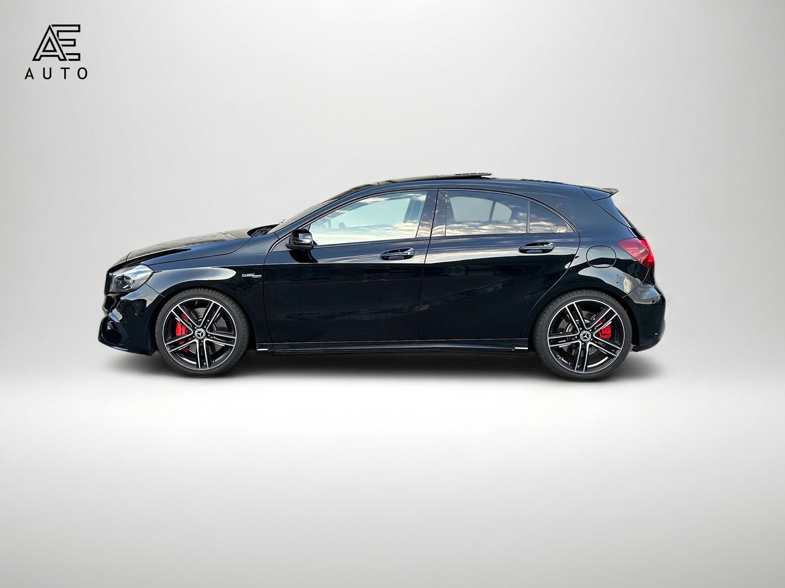 MERCEDES-BENZ A 45 AMG 4Matic Speedshift 7G-DCT - 4