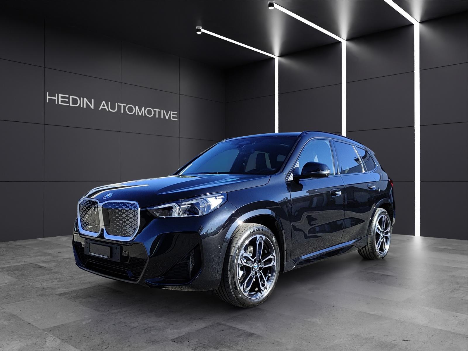 BMW iX1 30 xDrive SUV / Geländewagen