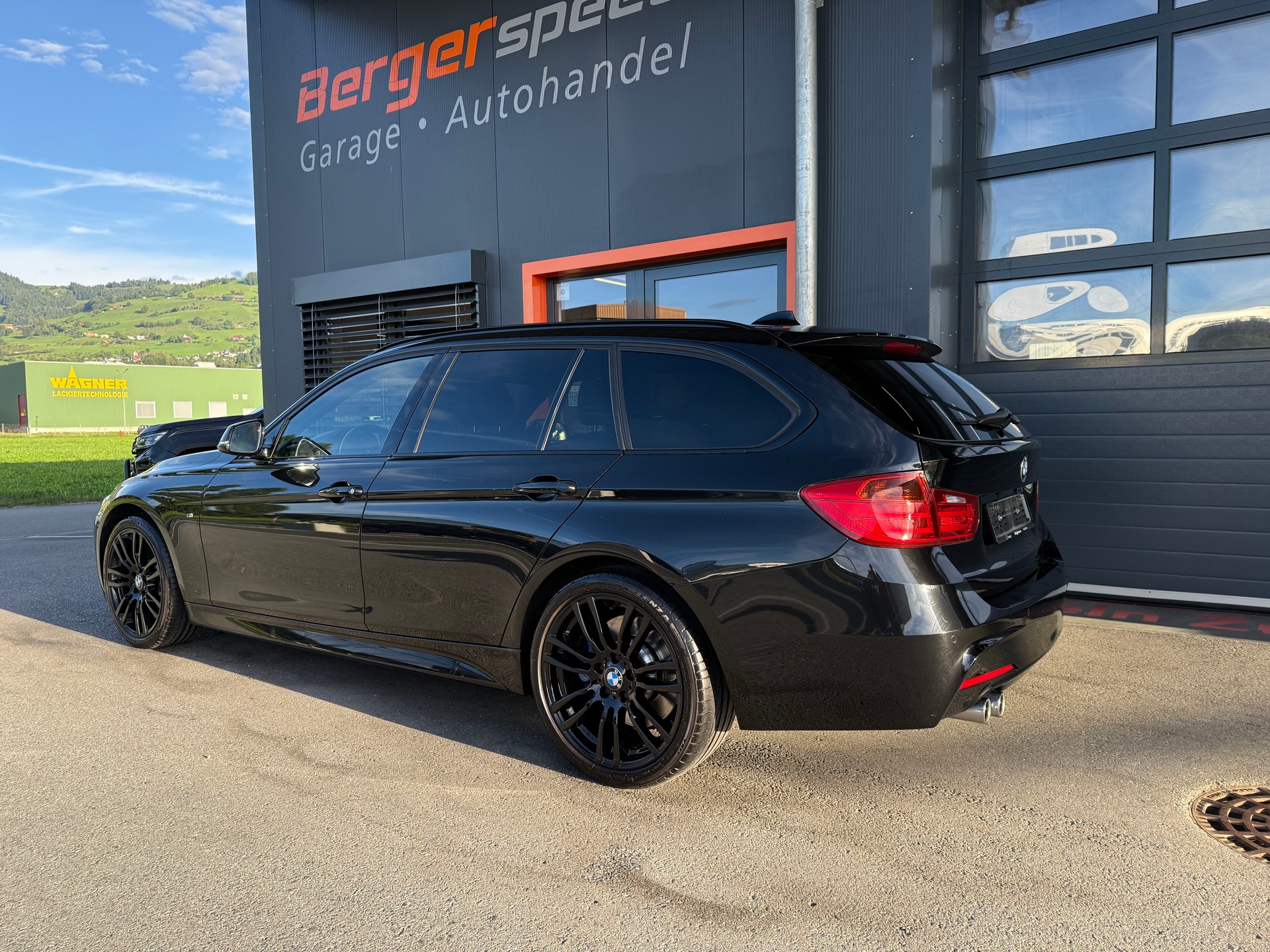 BMW 335d xDrive Touring Steptronic - 3