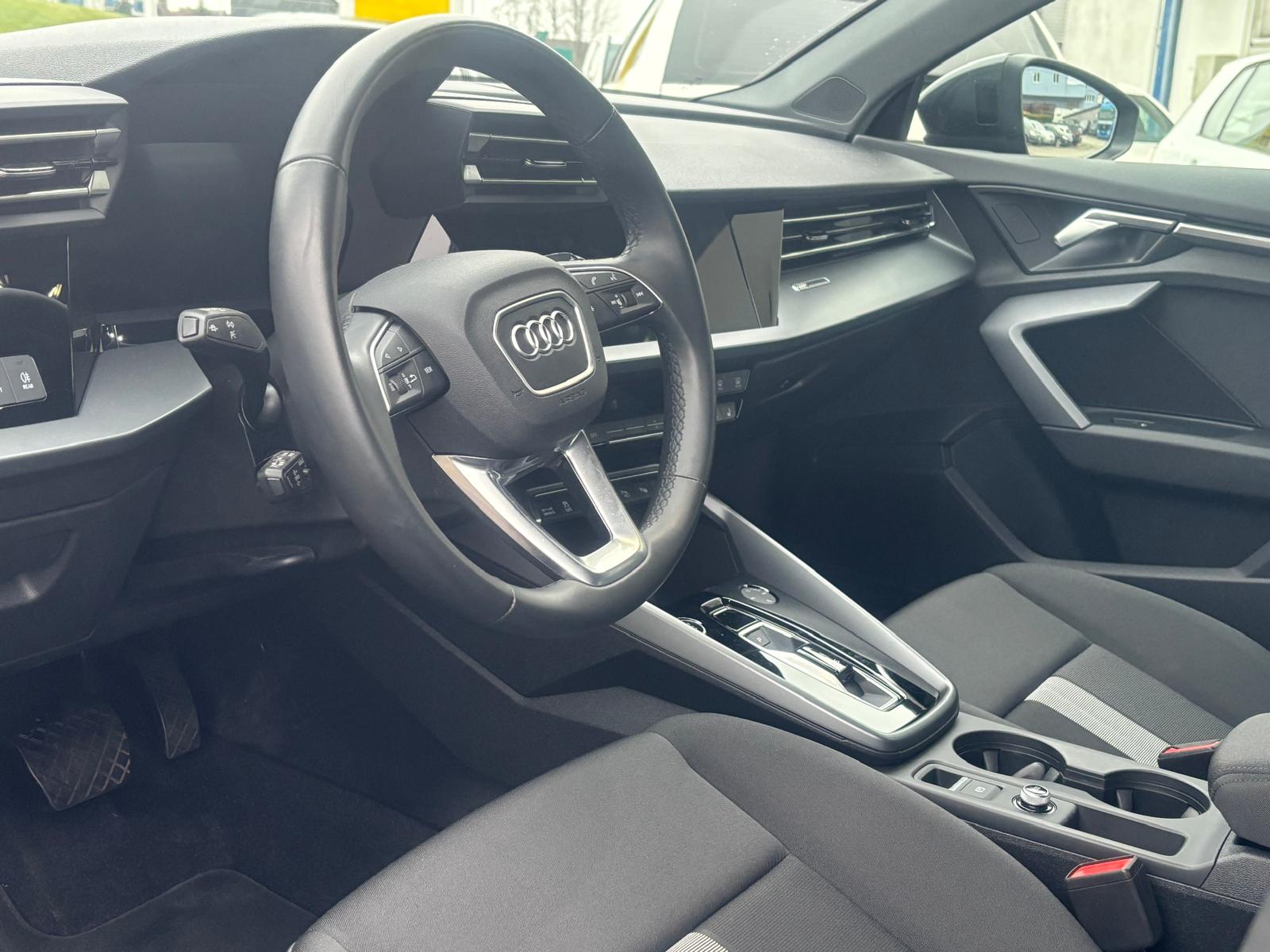 AUDI A3 Sportback 35 TFSI S-tronic - 3