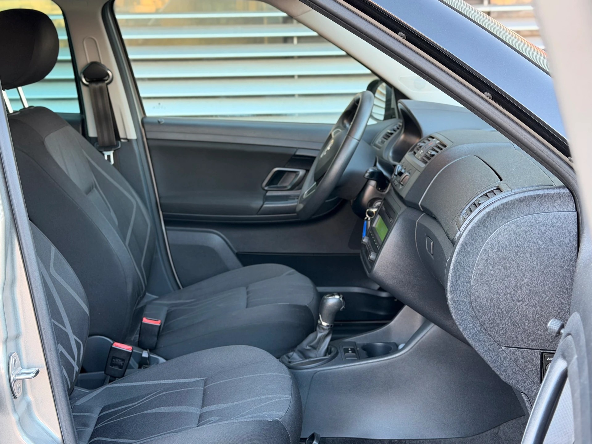 SKODA Fabia 1.2 TSI Elegance DSG - 3