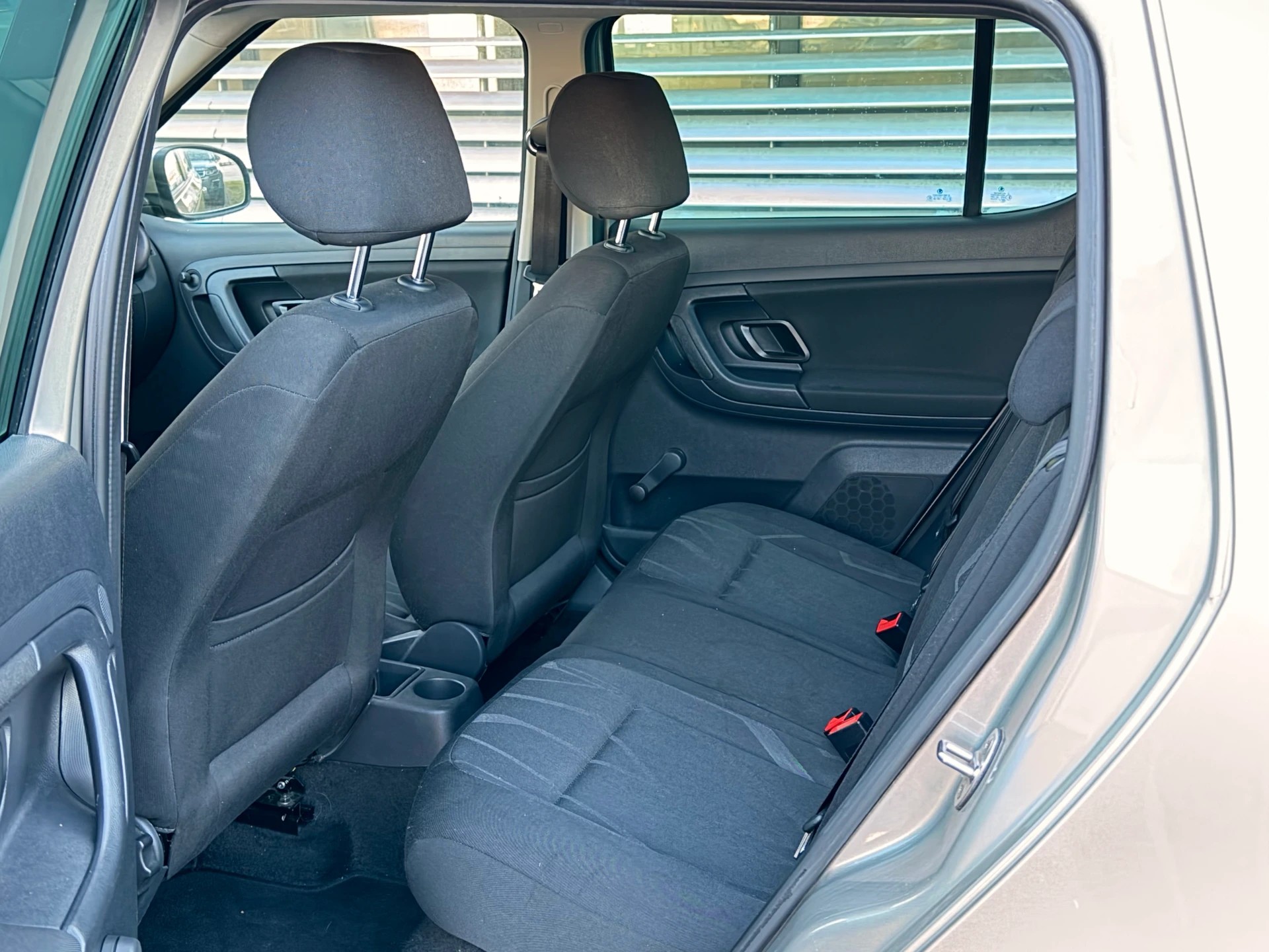 SKODA Fabia 1.2 TSI Elegance DSG - 5