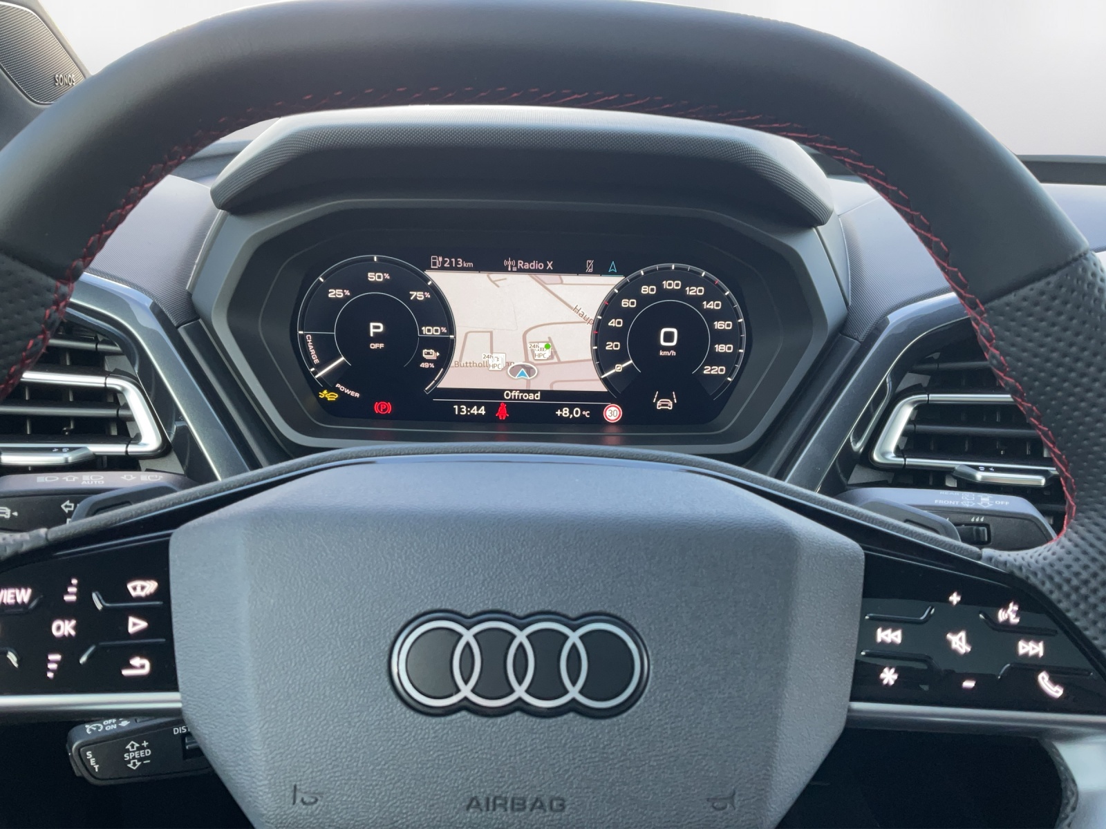 AUDI Q4 e-tron 45 Edition Swiss Ski quattro - 8