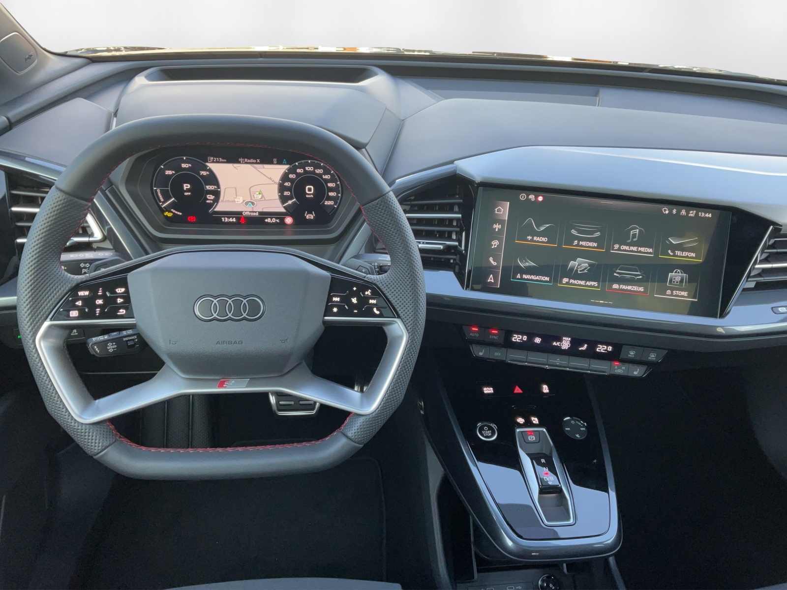 AUDI Q4 e-tron 45 Edition Swiss Ski quattro - 7