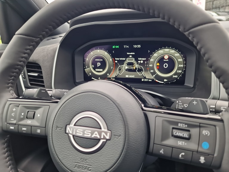 nissan Gallery 9