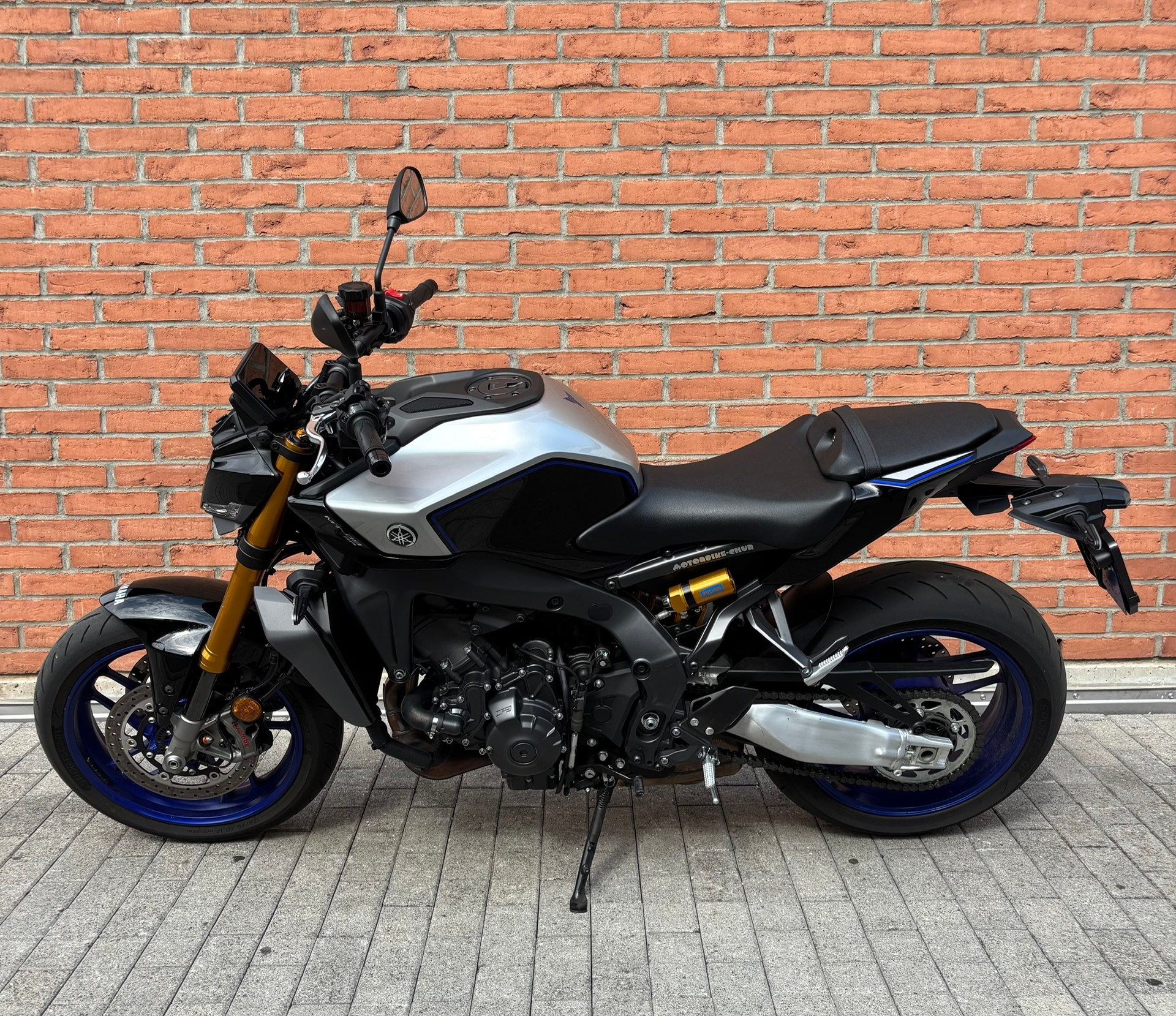 YAMAHA MT-09 SP - 5