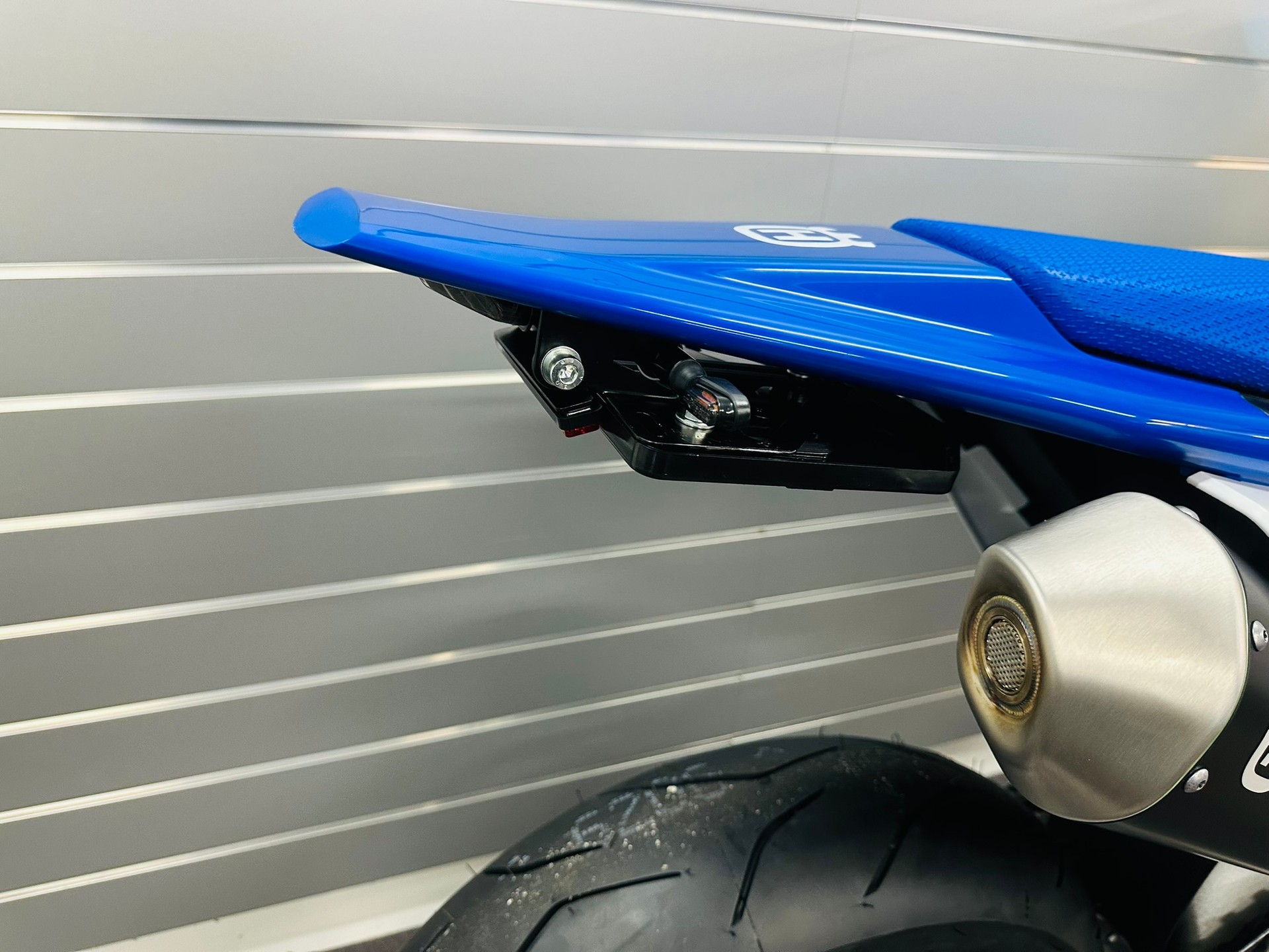 HUSQVARNA FE 450 / SUPERMOTO / MY 2027 - 4
