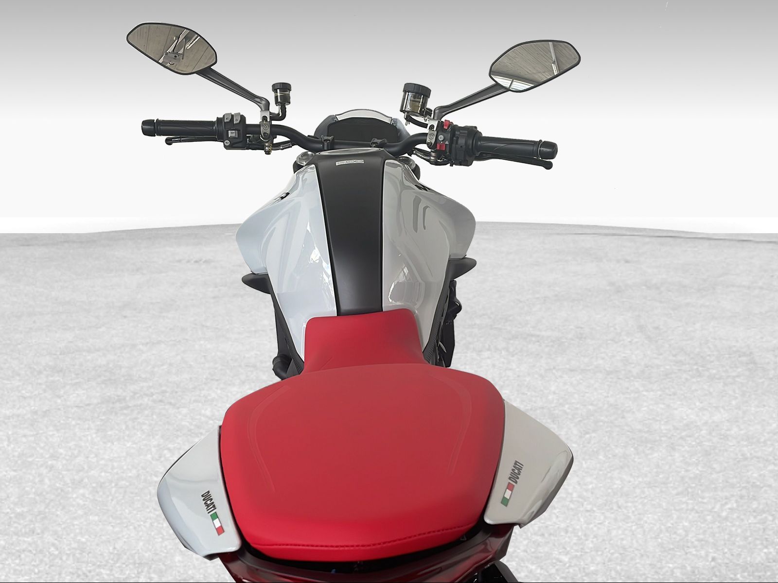 DUCATI 937 Monster + ABS - 11