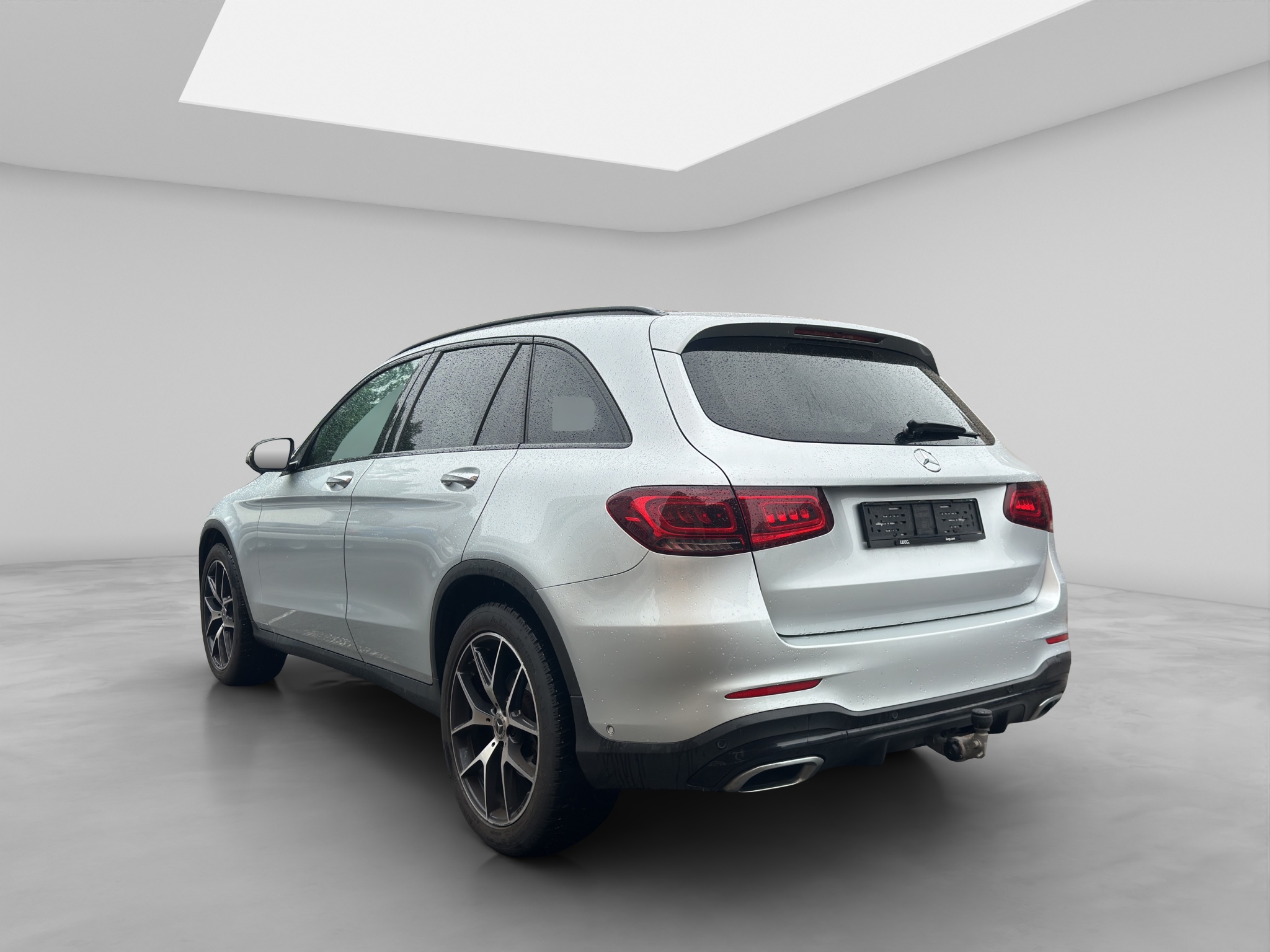 MERCEDES-BENZ GLC 220 4