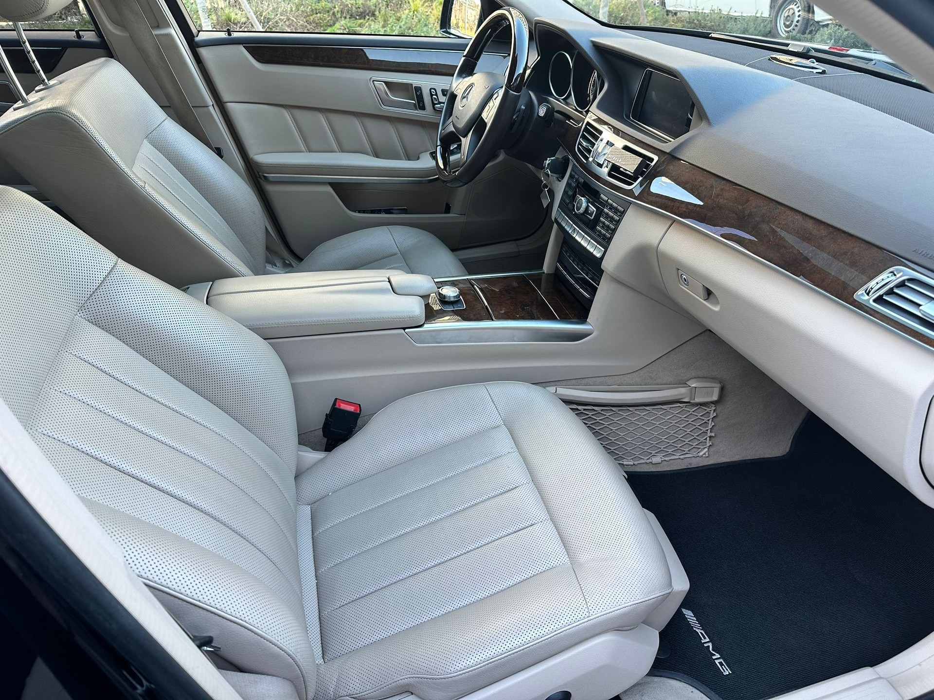 MERCEDES-BENZ E 250 CDI Elégance 4Matic 7G-Tronic - 12