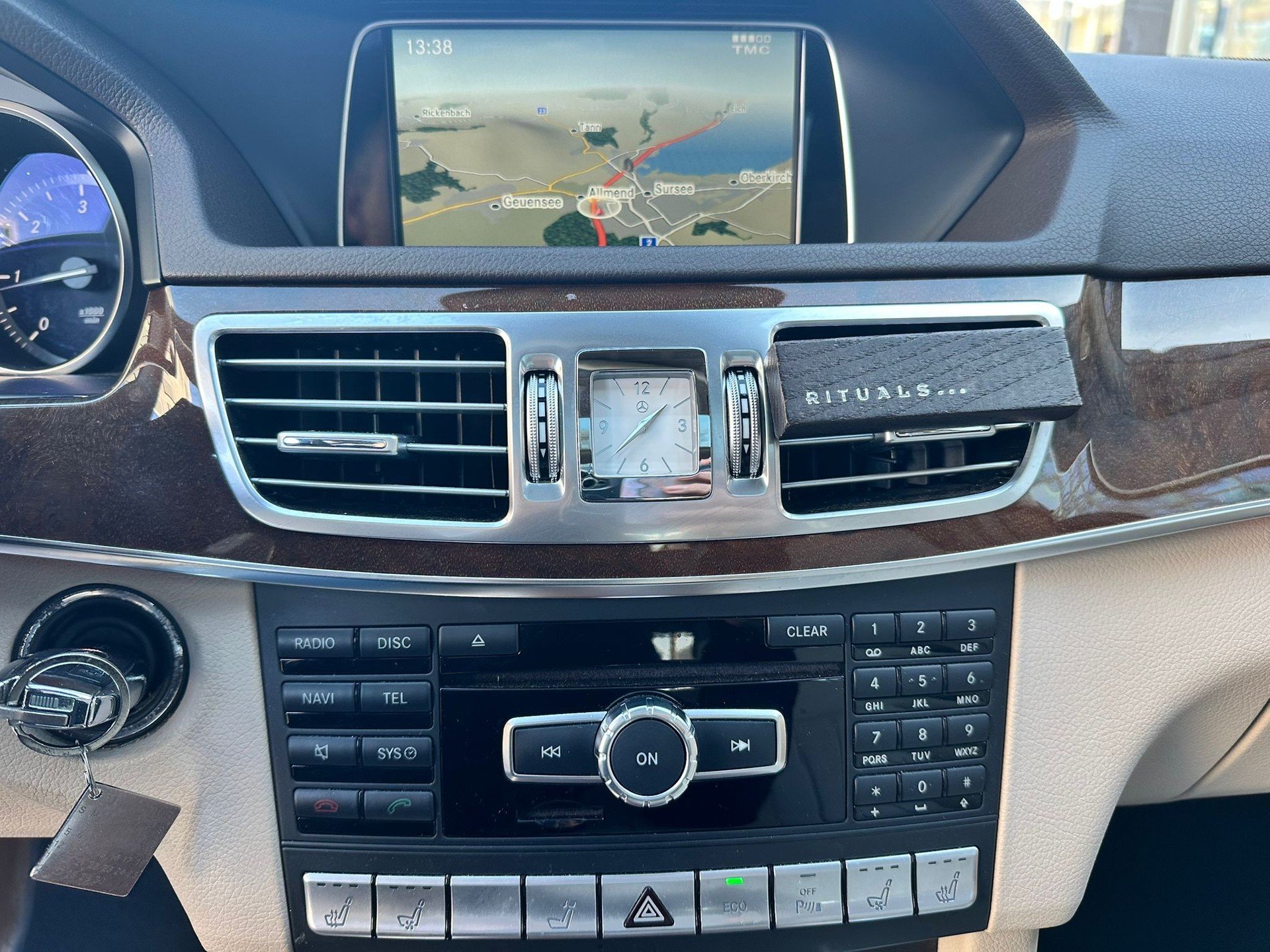 MERCEDES-BENZ E 250 CDI Elégance 4Matic 7G-Tronic - 15