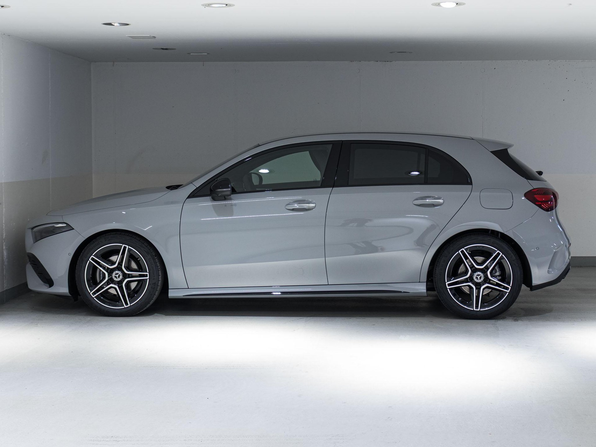 MERCEDES-BENZ A 200 "Night Star" - 5