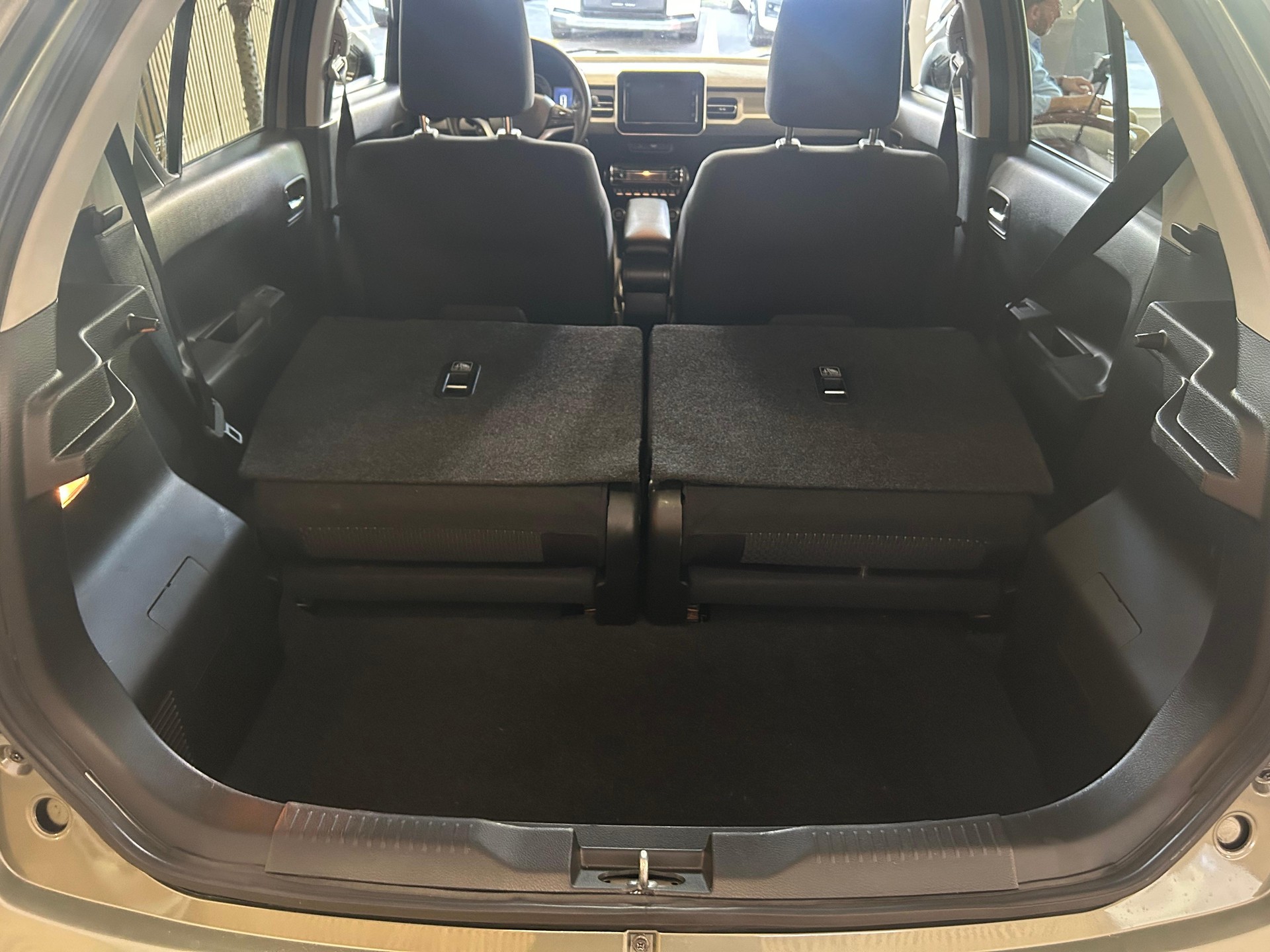 SUZUKI Ignis 1.2 Compact Top Hybrid - 21
