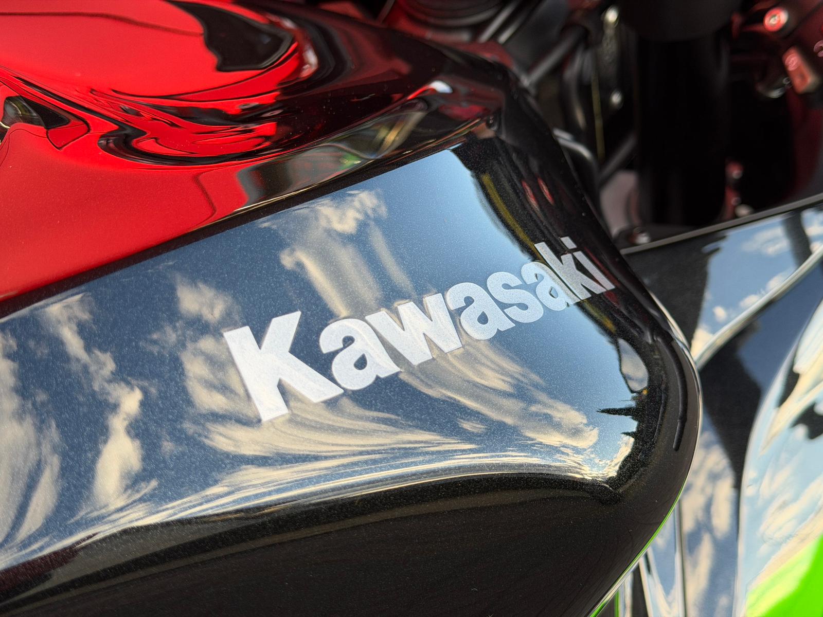 KAWASAKI Ninja ZX-6R - 12