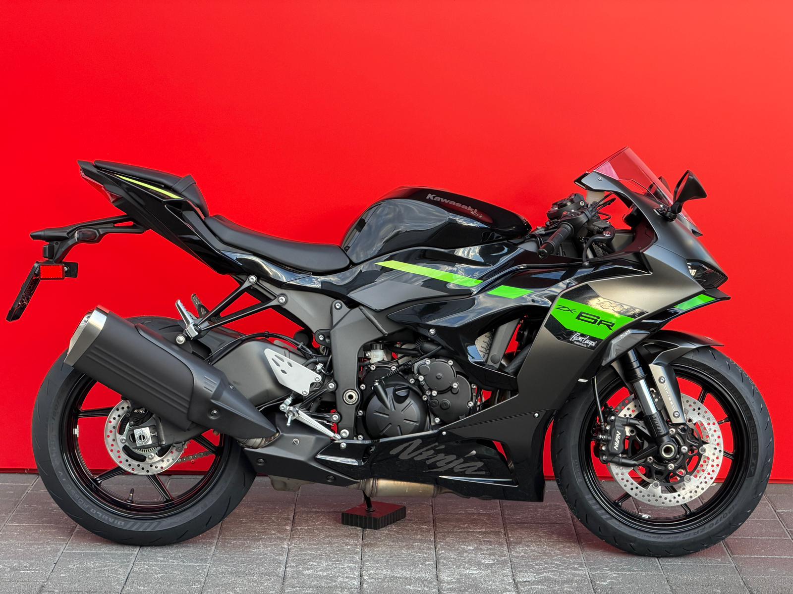 KAWASAKI Ninja ZX-6R - 1