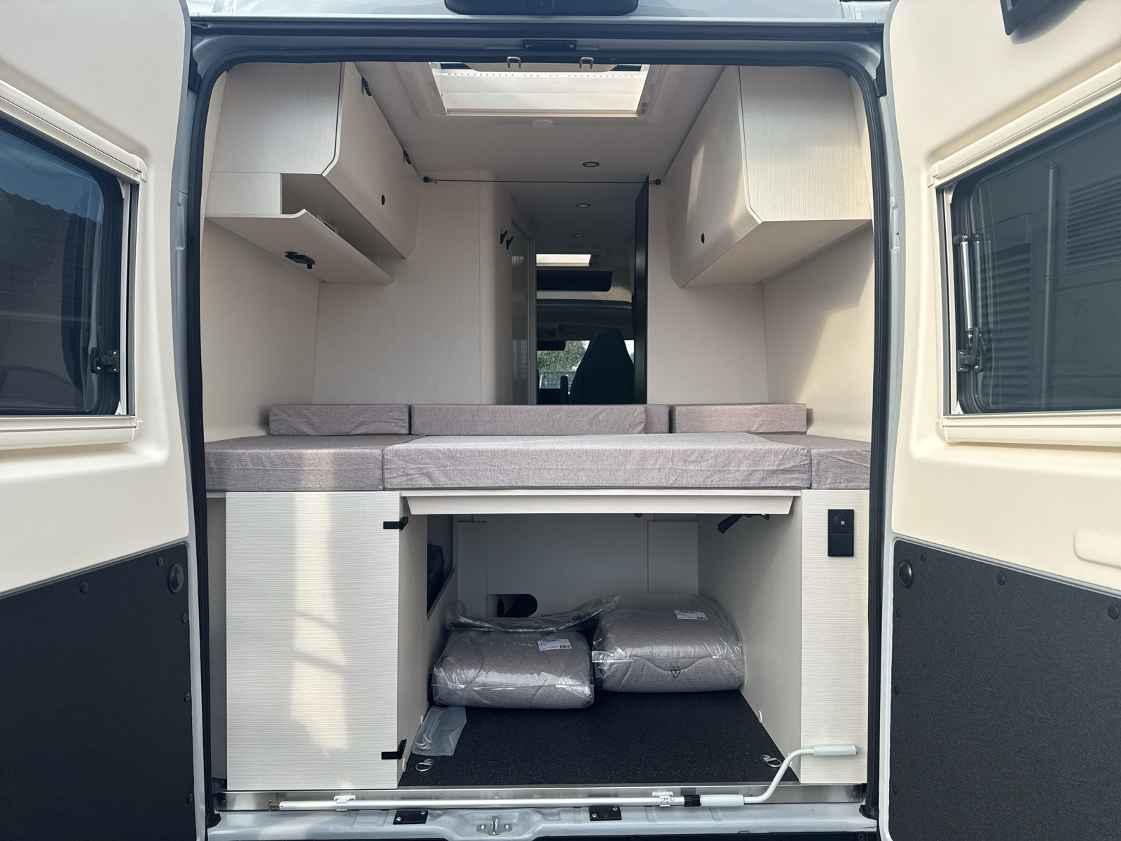 TOURNE MOBIL 6.0 - 180 PS SELECT / Heavy / Automat - 9