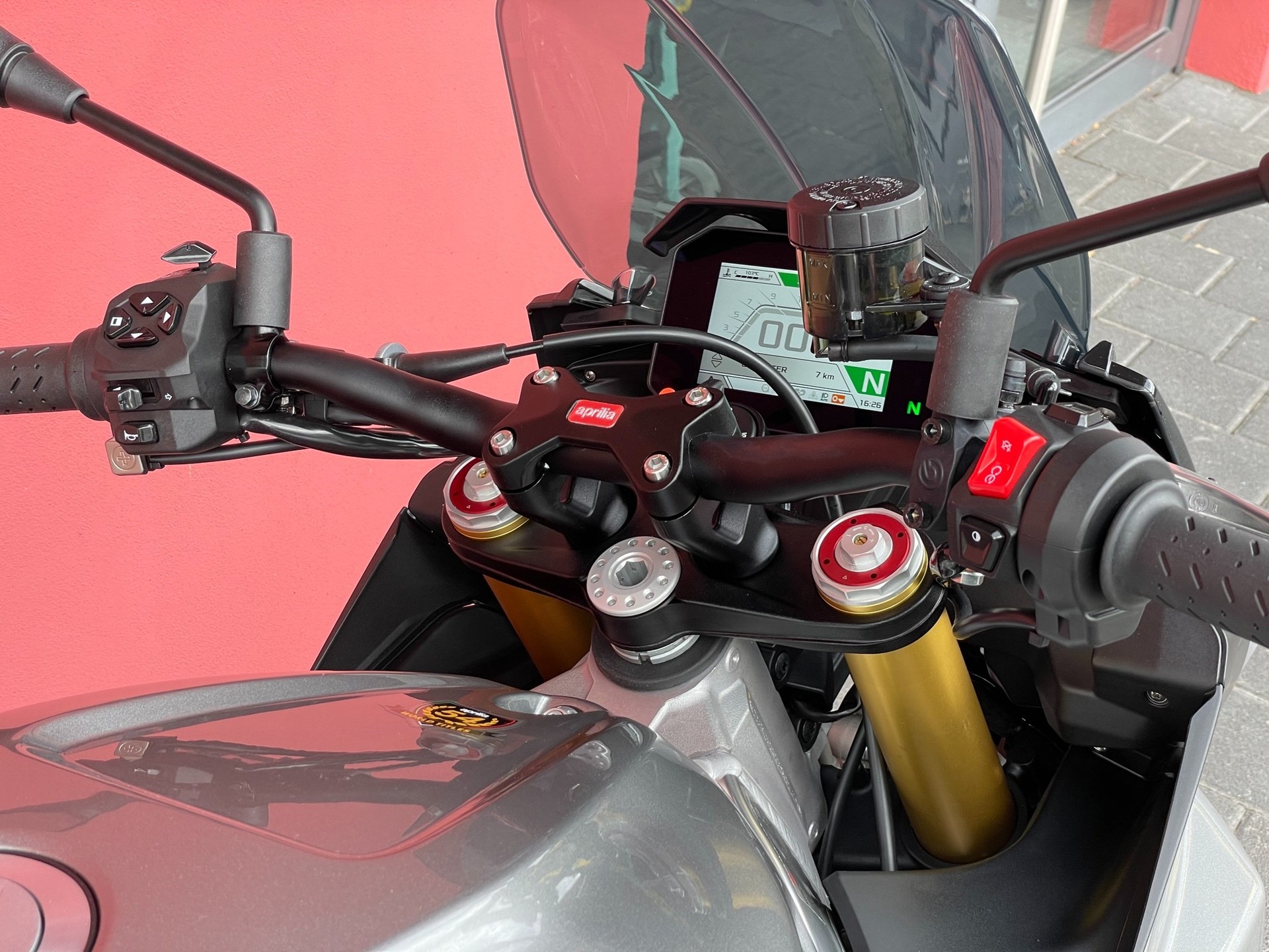 APRILIA Tuono V4 1100 - 14