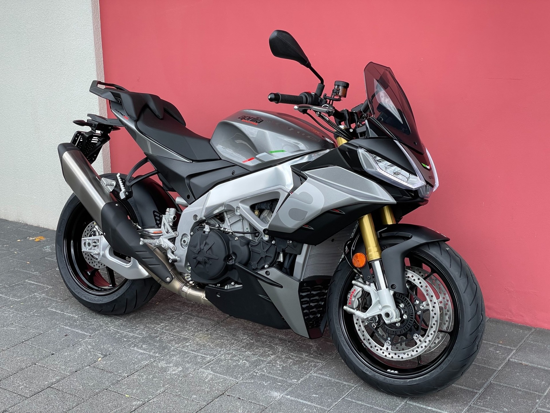 APRILIA Tuono V4 1100 - 8