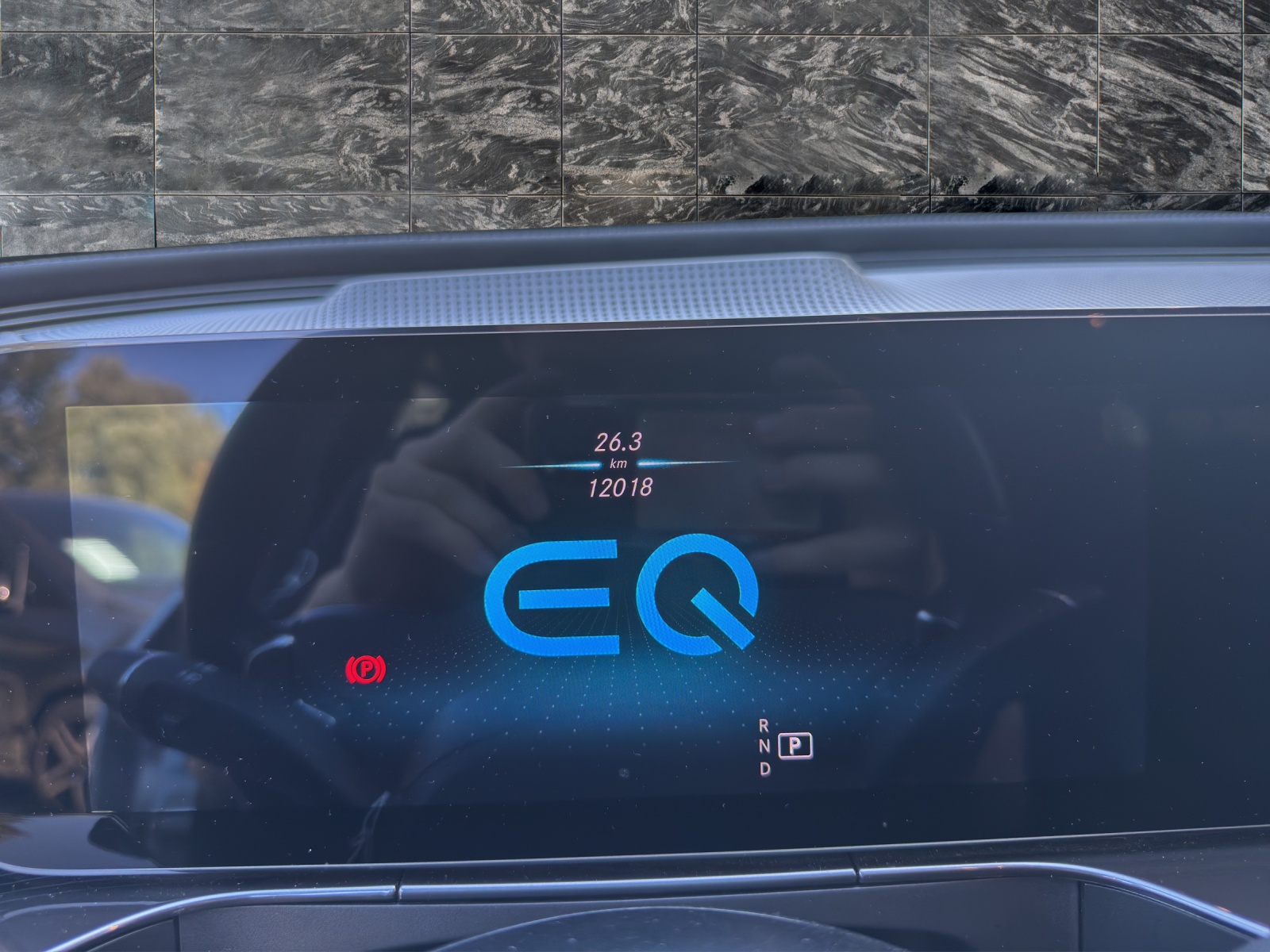 MERCEDES-BENZ EQC 400 AMG Line 4Matic - 13