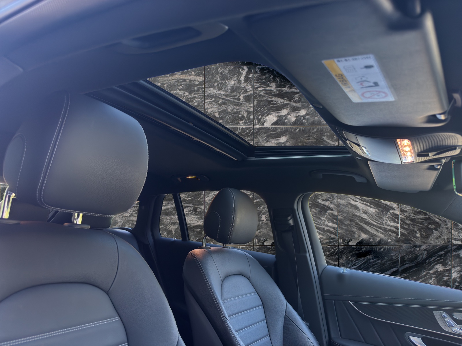 MERCEDES-BENZ EQC 400 AMG Line 4Matic - 15