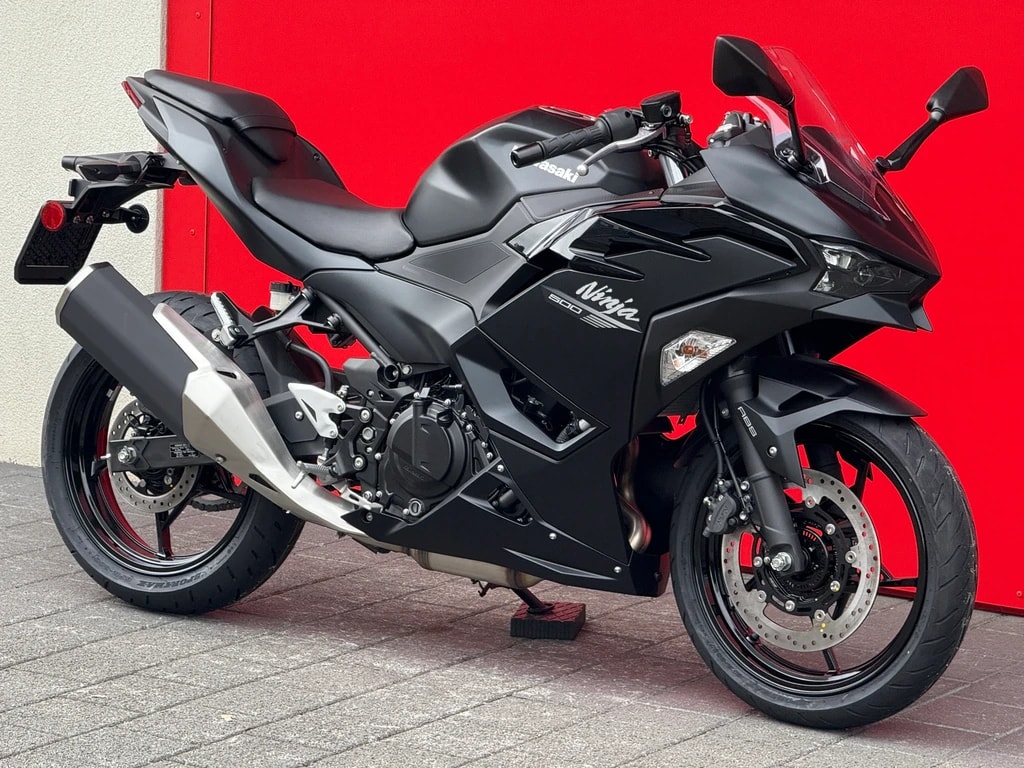 KAWASAKI Ninja 500 - 9