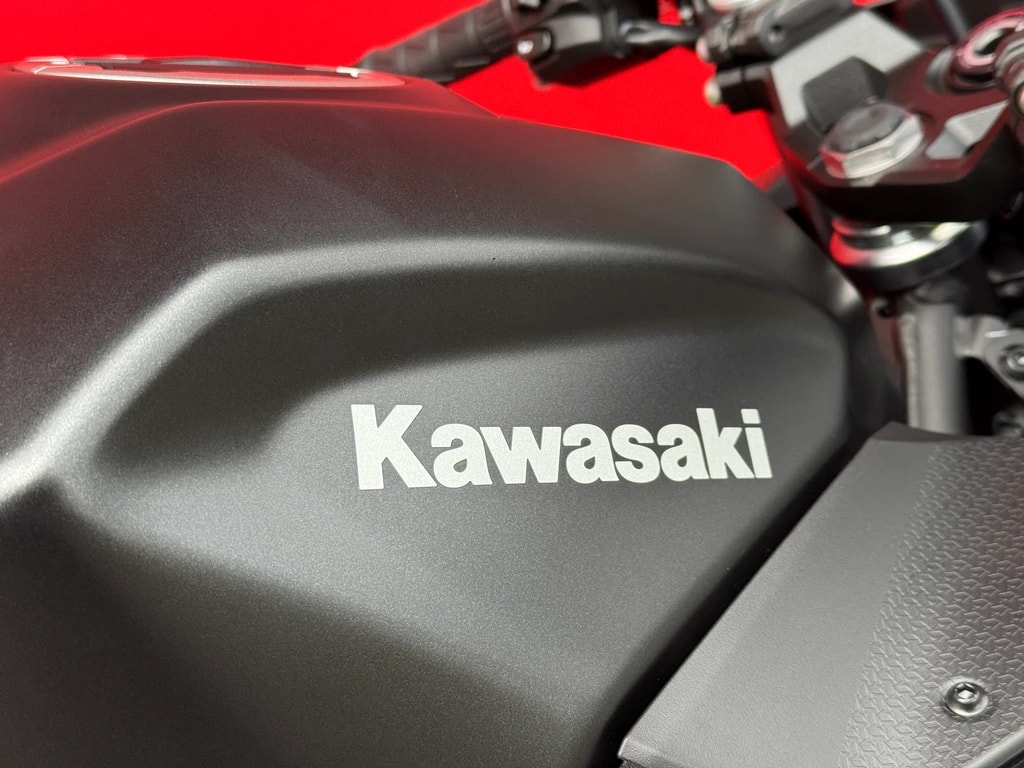 KAWASAKI Ninja 500 - 10