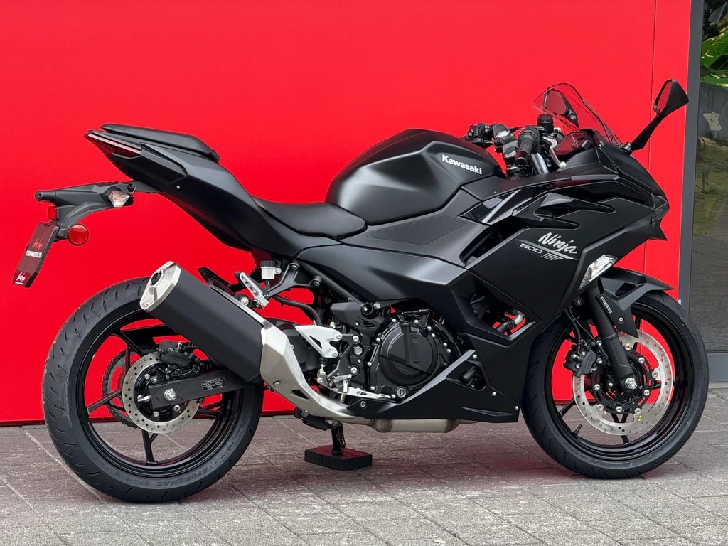 KAWASAKI Ninja 500 - 12