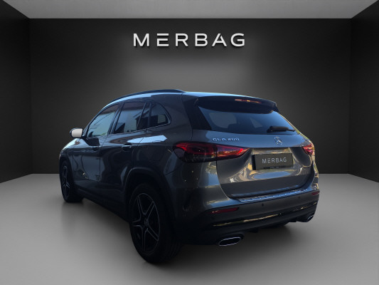 MERCEDES-BENZ GLA 200 4M AMG Line 8G-D - 4