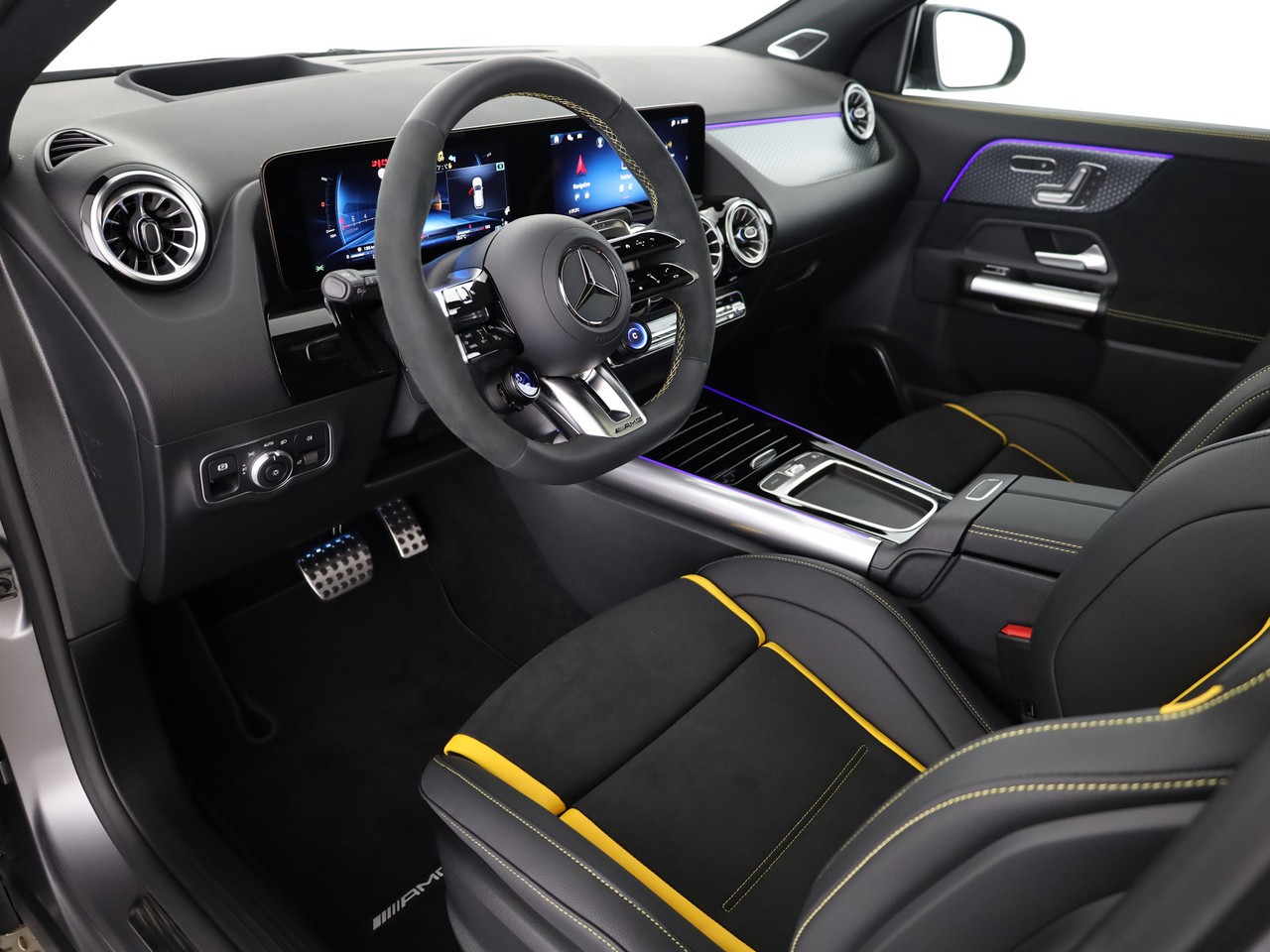 MERCEDES-BENZ GLA AMG 45 S 4Matic+ 8G-DCT - 6