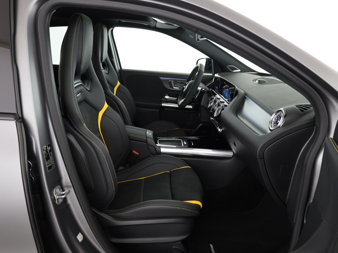 MERCEDES-BENZ GLA AMG 45 S 4Matic+ 8G-DCT - 10