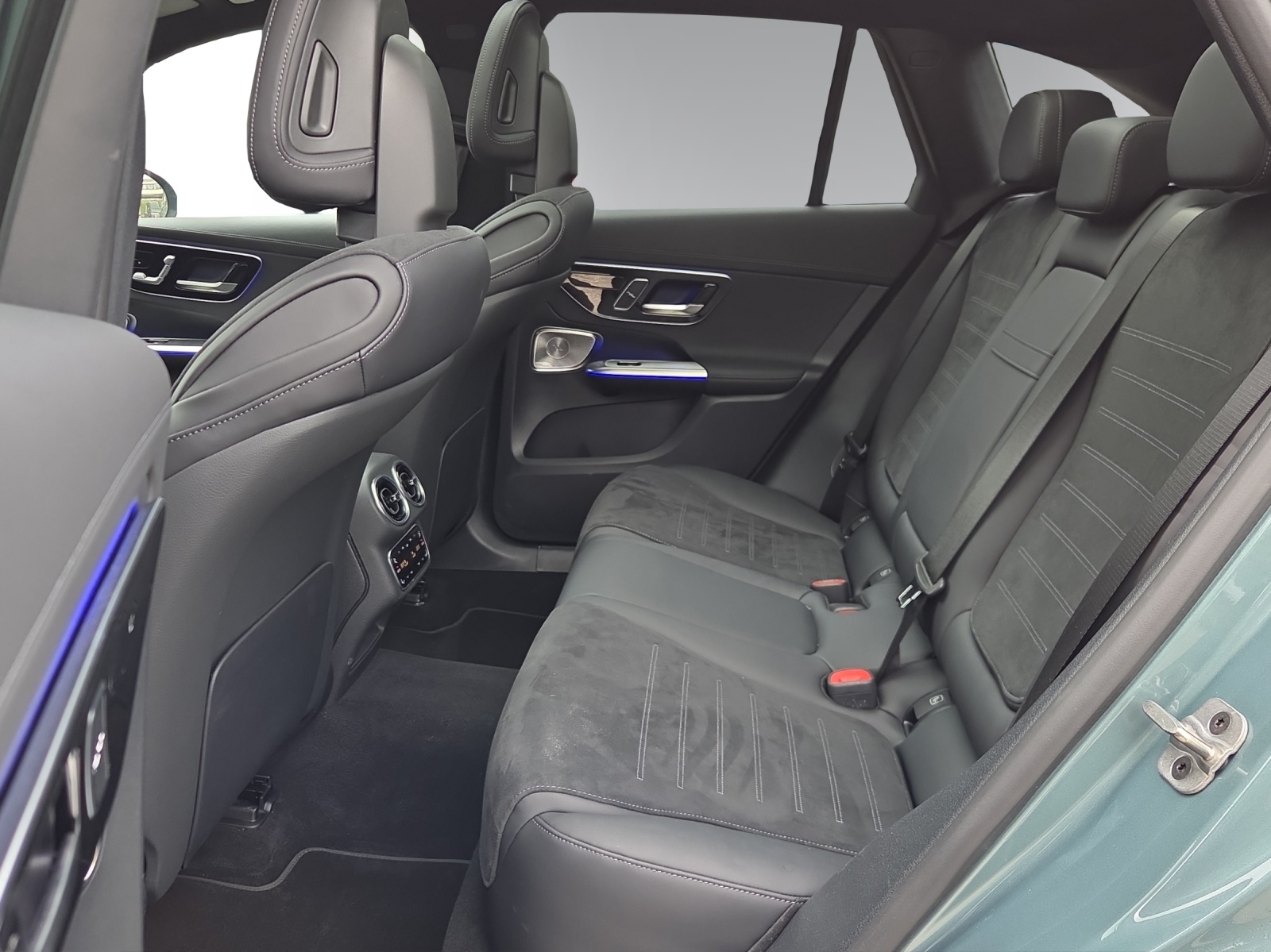 MERCEDES-BENZ GLC 300 4Matic 9G-Tronic - 14