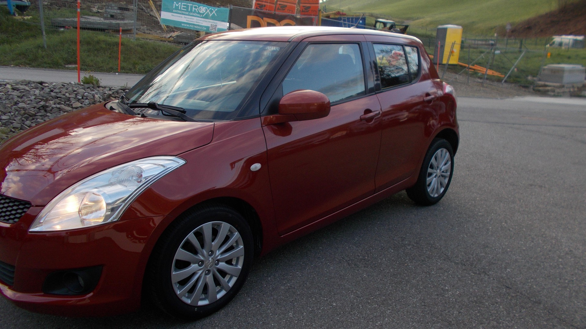 SUZUKI Swift 1.2i 16V GL Top 4x4 - 3
