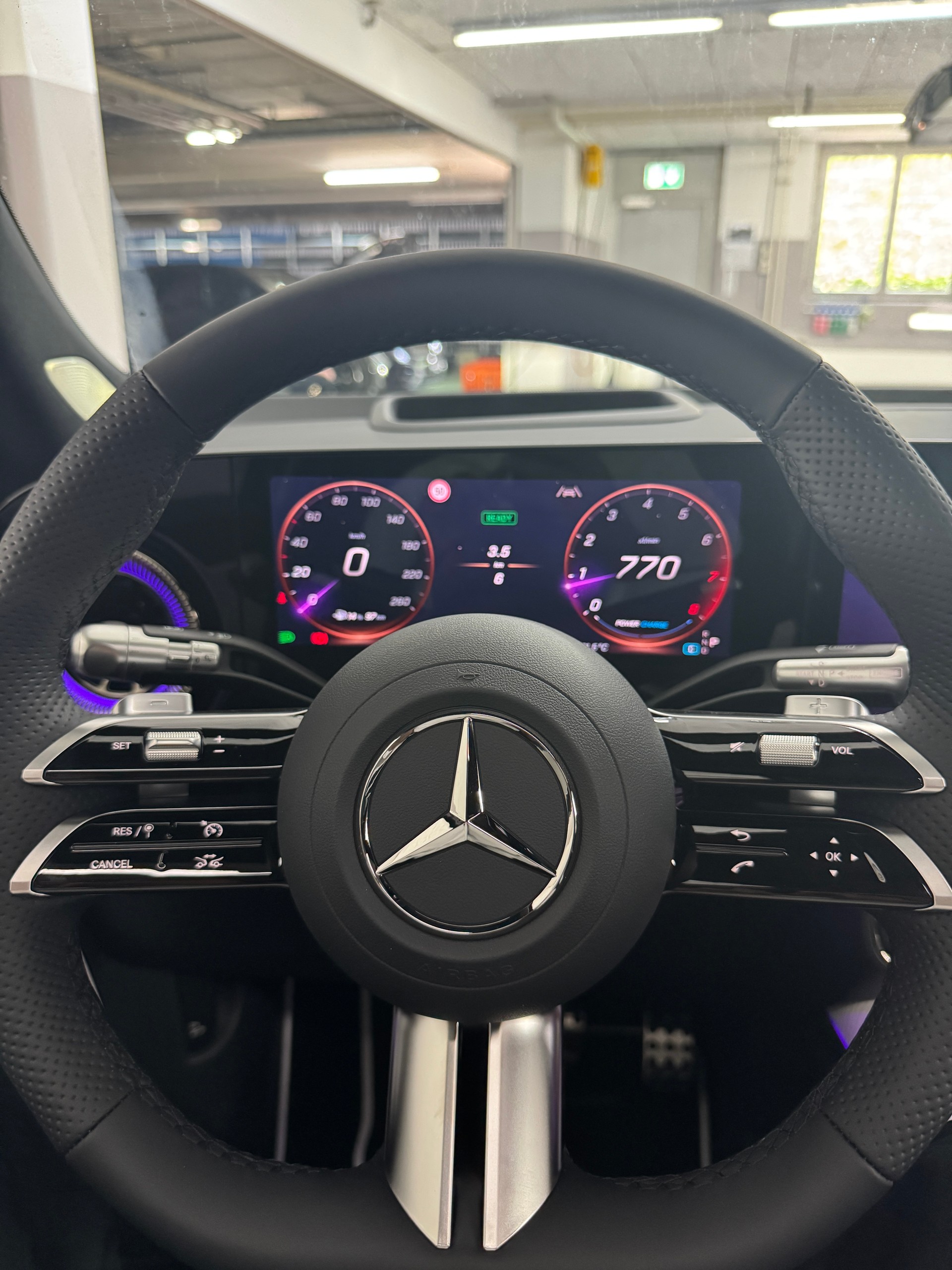MERCEDES-BENZ GLB 220 4MATIC - 7