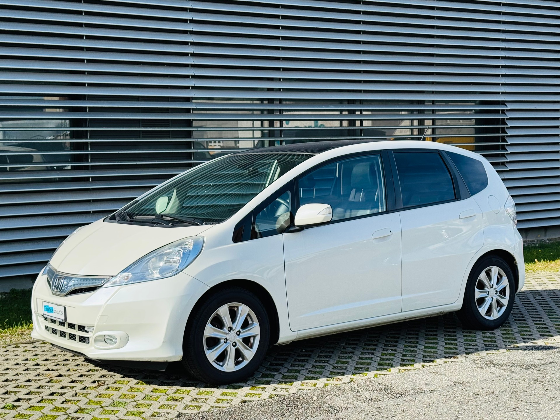 HONDA Jazz 1.3i Hybrid Exclusive CVT - 4