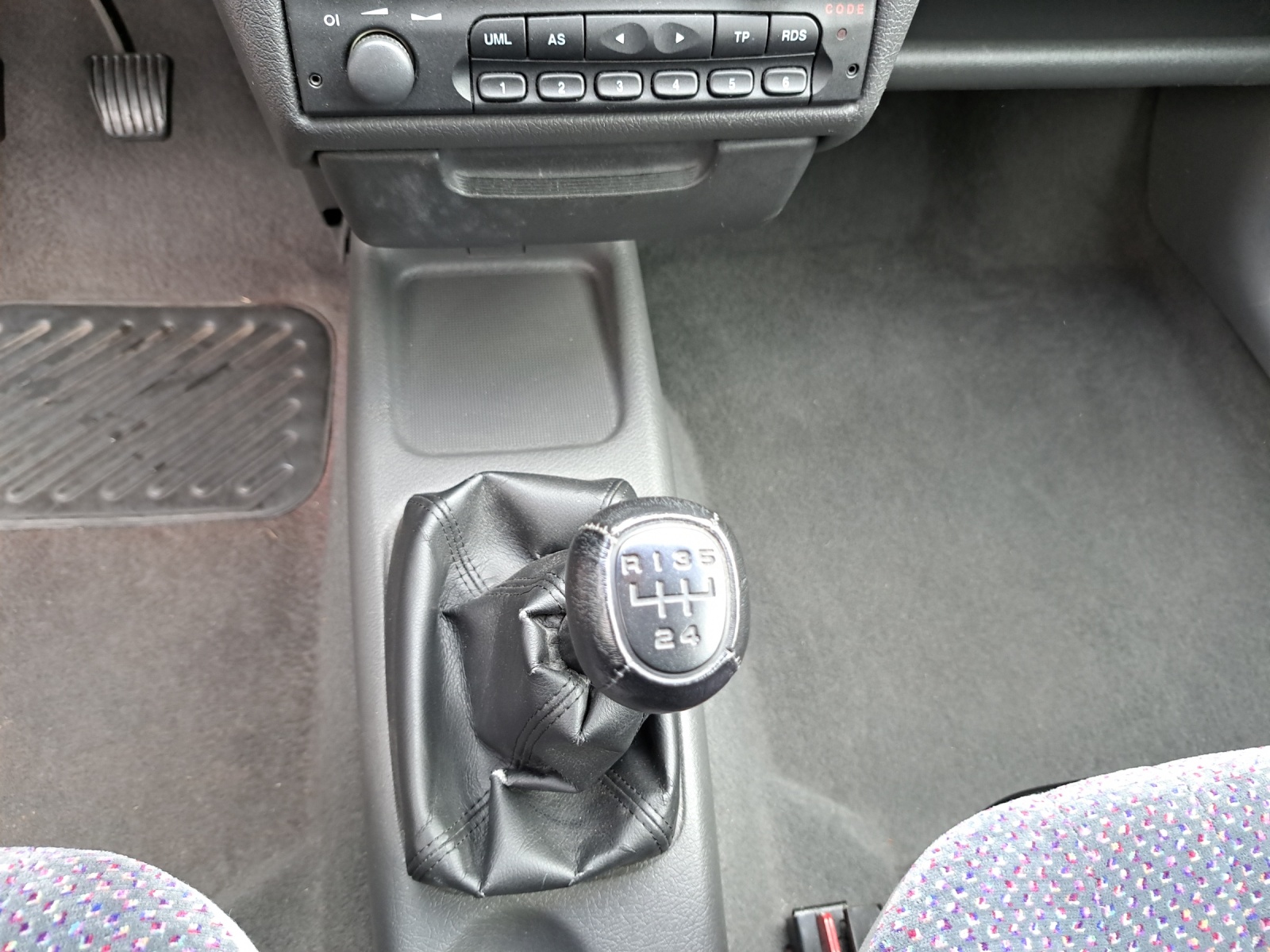 OPEL Corsa 1.4 Joy-12