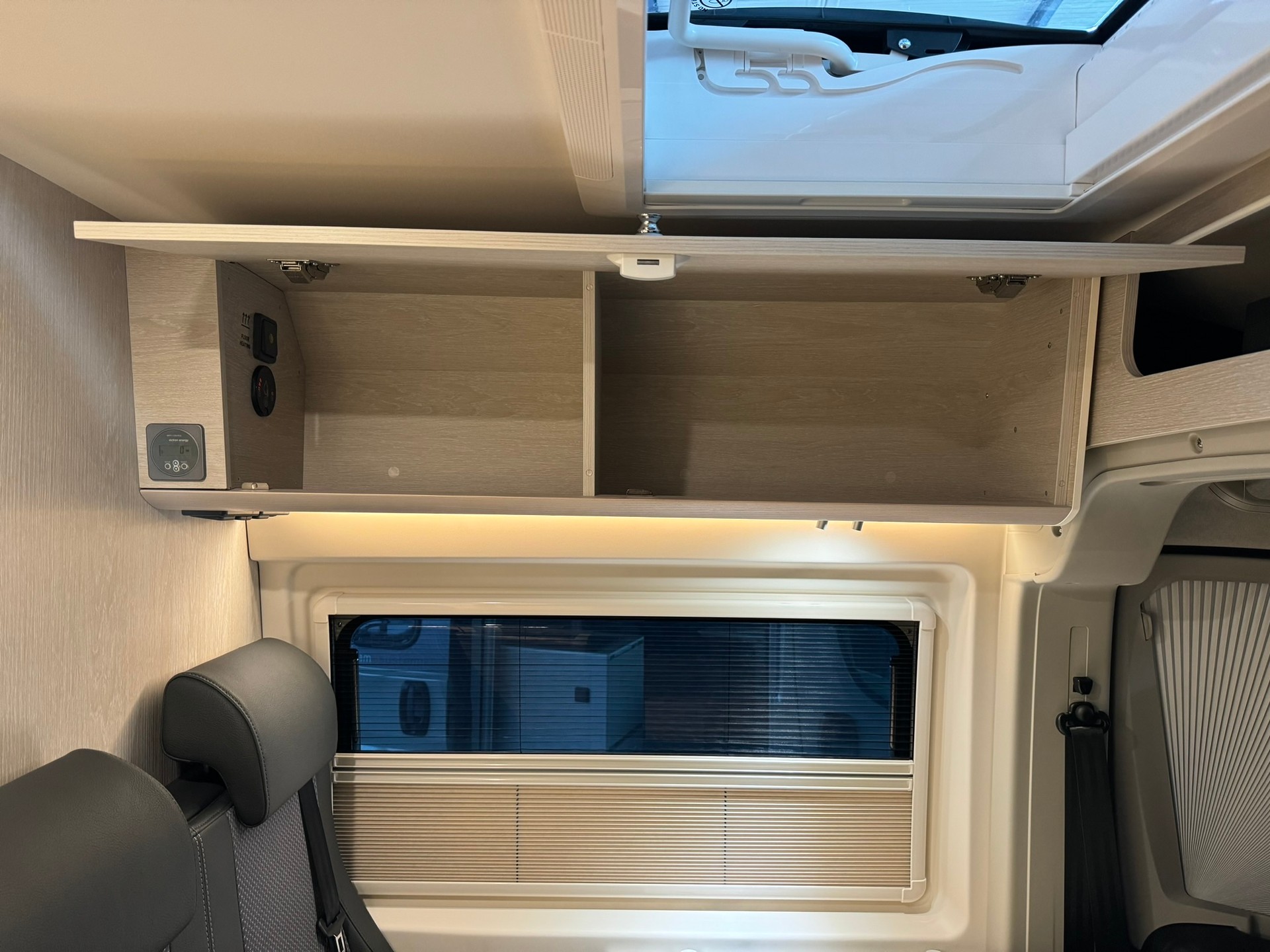 TOURNE MOBIL 6.4 - 180 PS Cruise / Heavy / Automat - 9