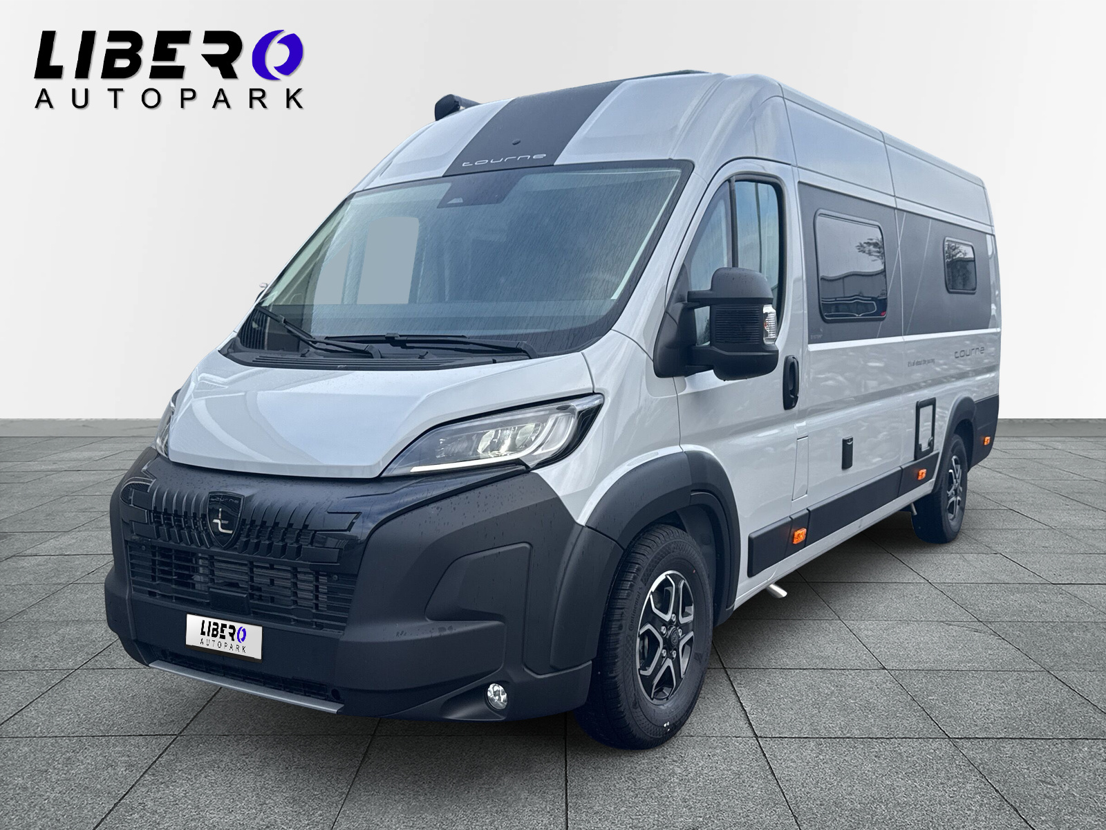 TOURNE MOBIL 6.4 - 180 PS Cruise / Heavy / Automat