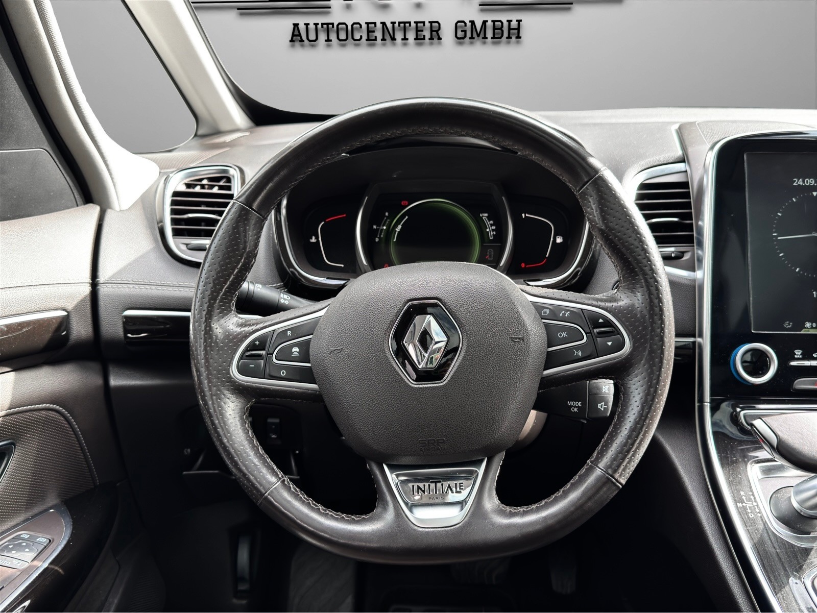 RENAULT Espace 1.6 dCi Initiale Paris EDC - 10