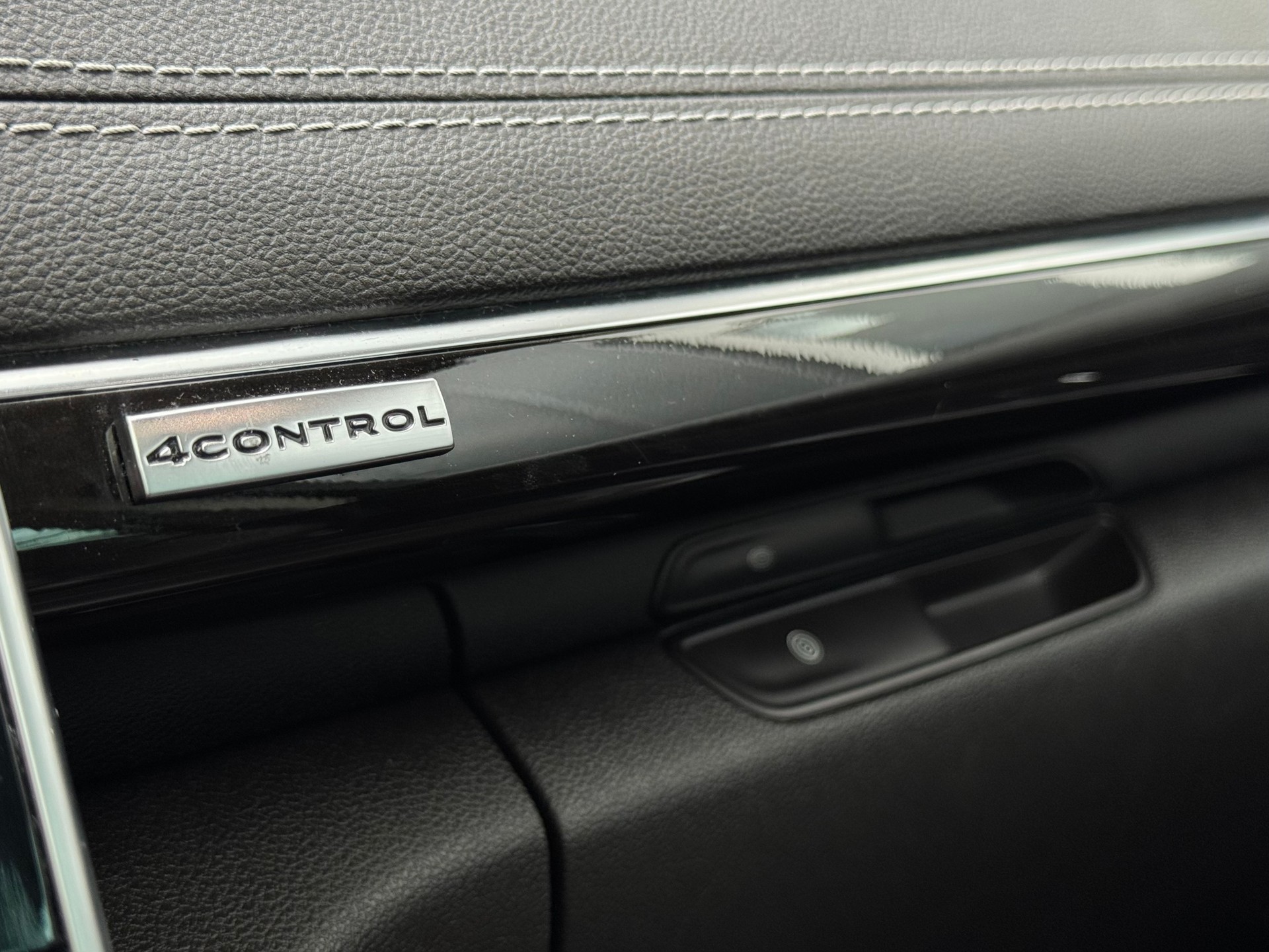 RENAULT Espace 1.6 dCi Initiale Paris EDC - 18