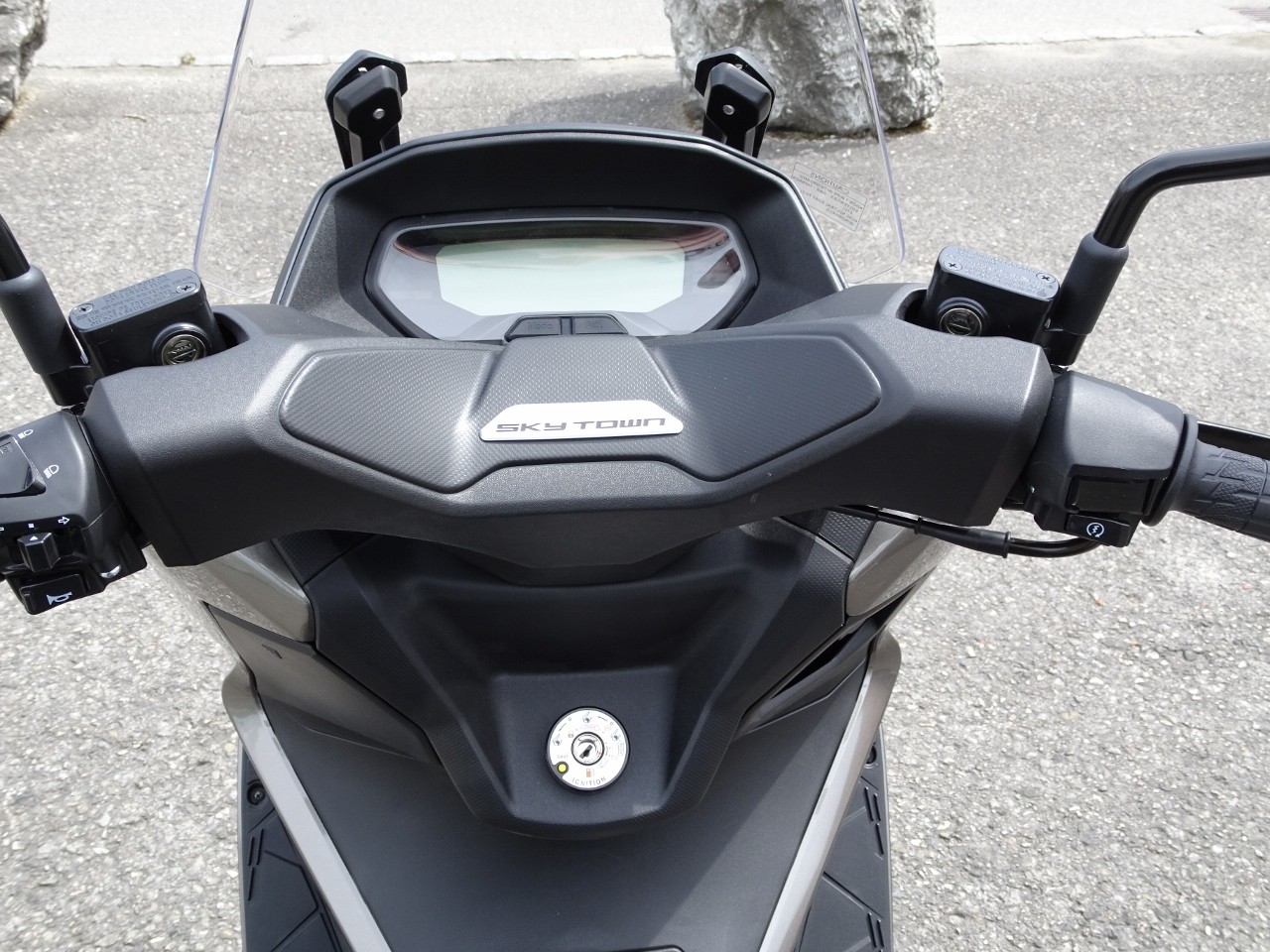 KYMCO Sky Town 125 Topcase - 6